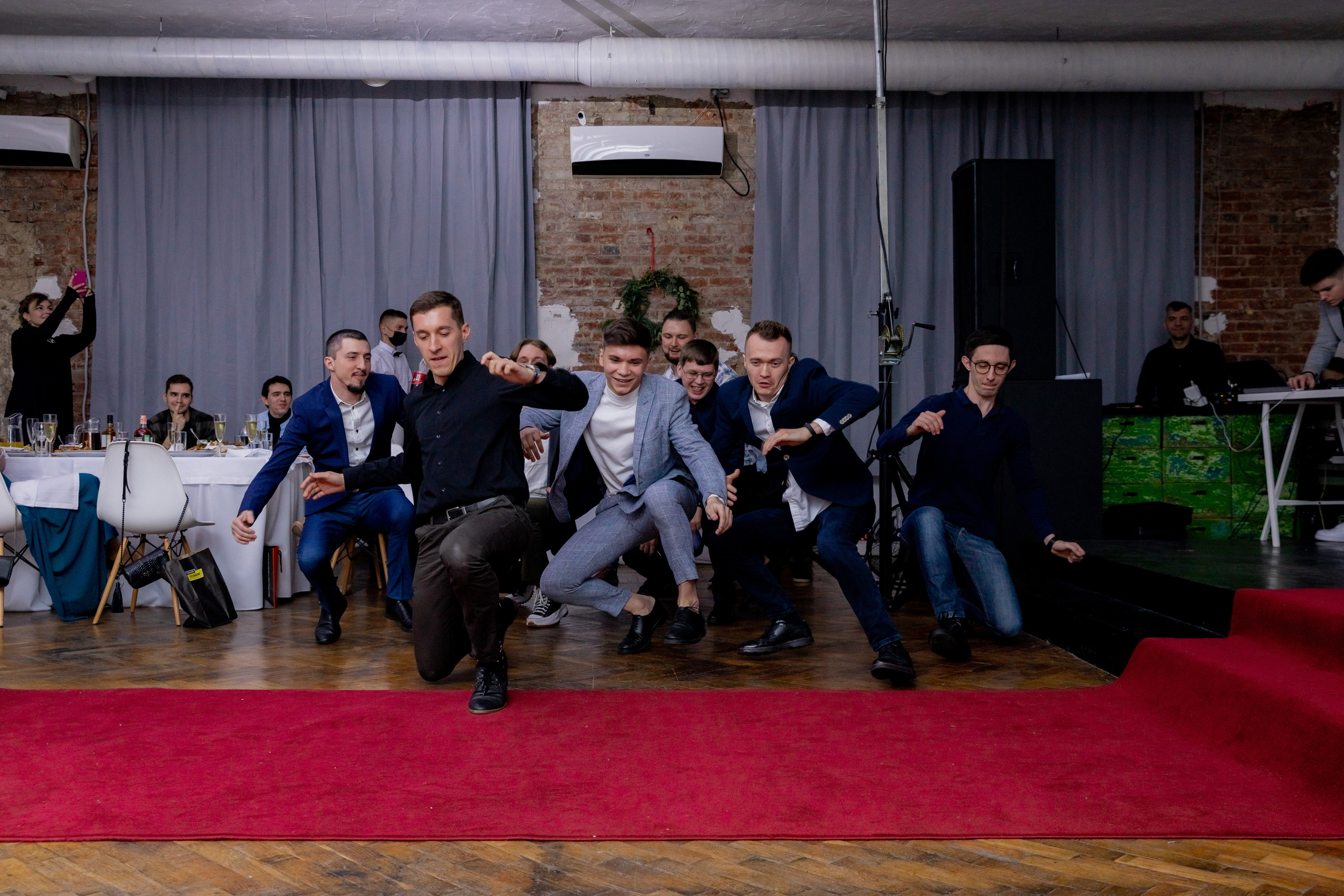 Фотограф на корпоратив и на любое событие. Красильников Евгений — профессиональный фотограф в Ростове-на-Дону