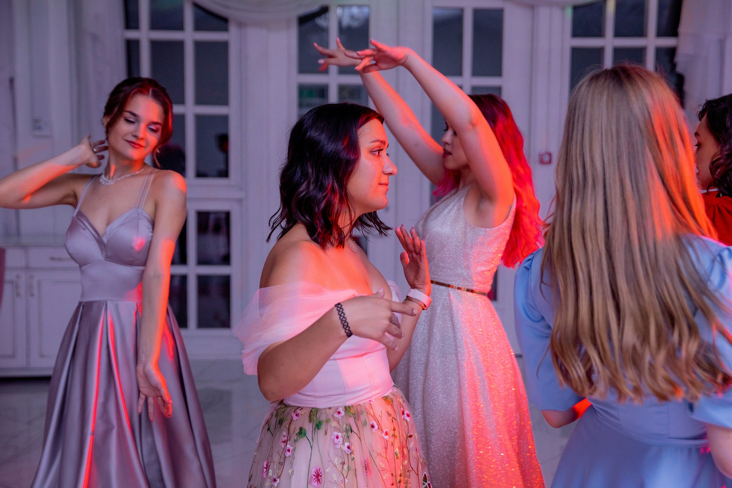 Репортажный фотограф Ростов-на-дону. Красильников Евгений — профессиональный фотограф в Ростове-на-Дону