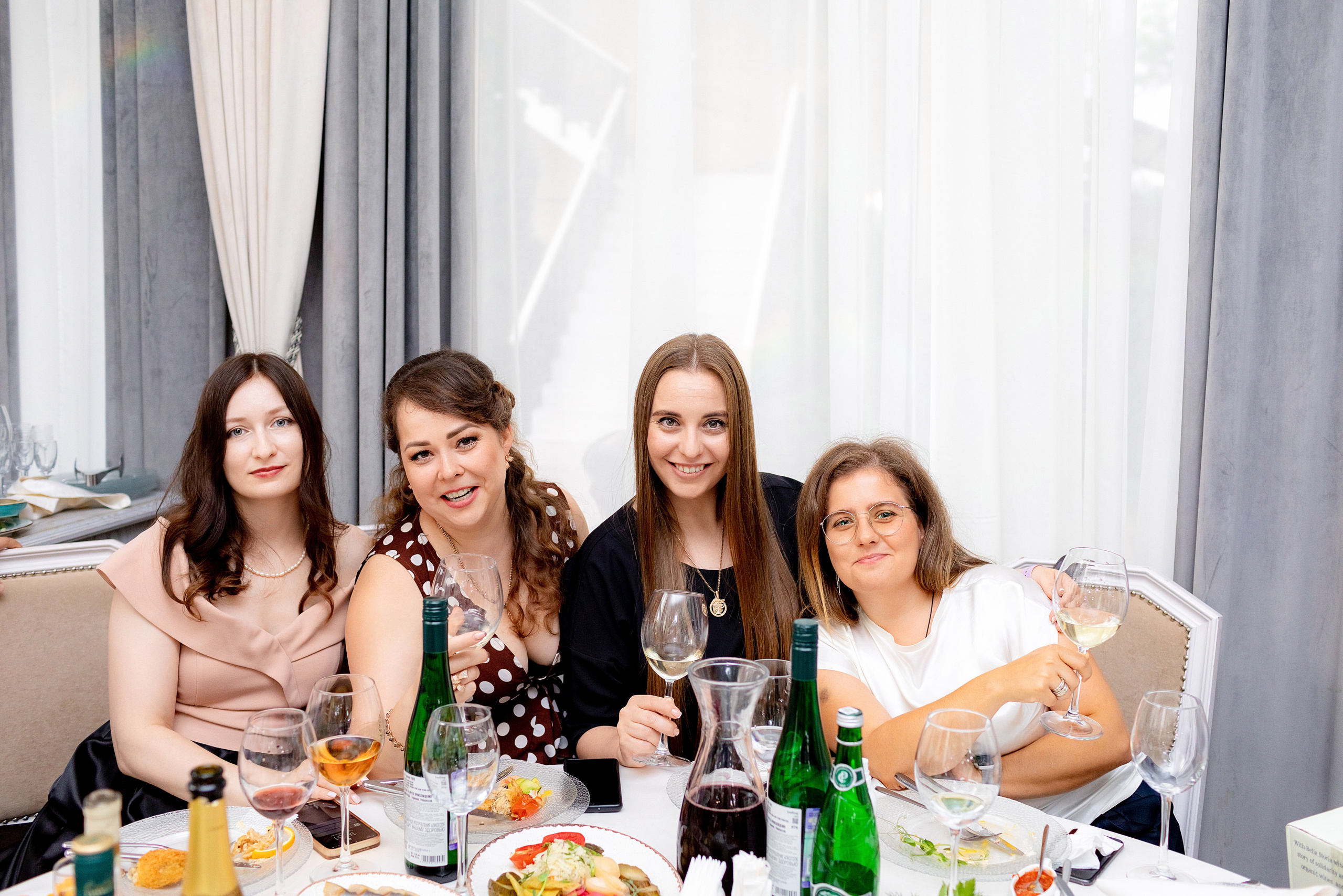 Заказать фотографа на выпускной г. Ростов-на-Дону. Красильников Евгений — профессиональный фотограф в Ростове-на-Дону