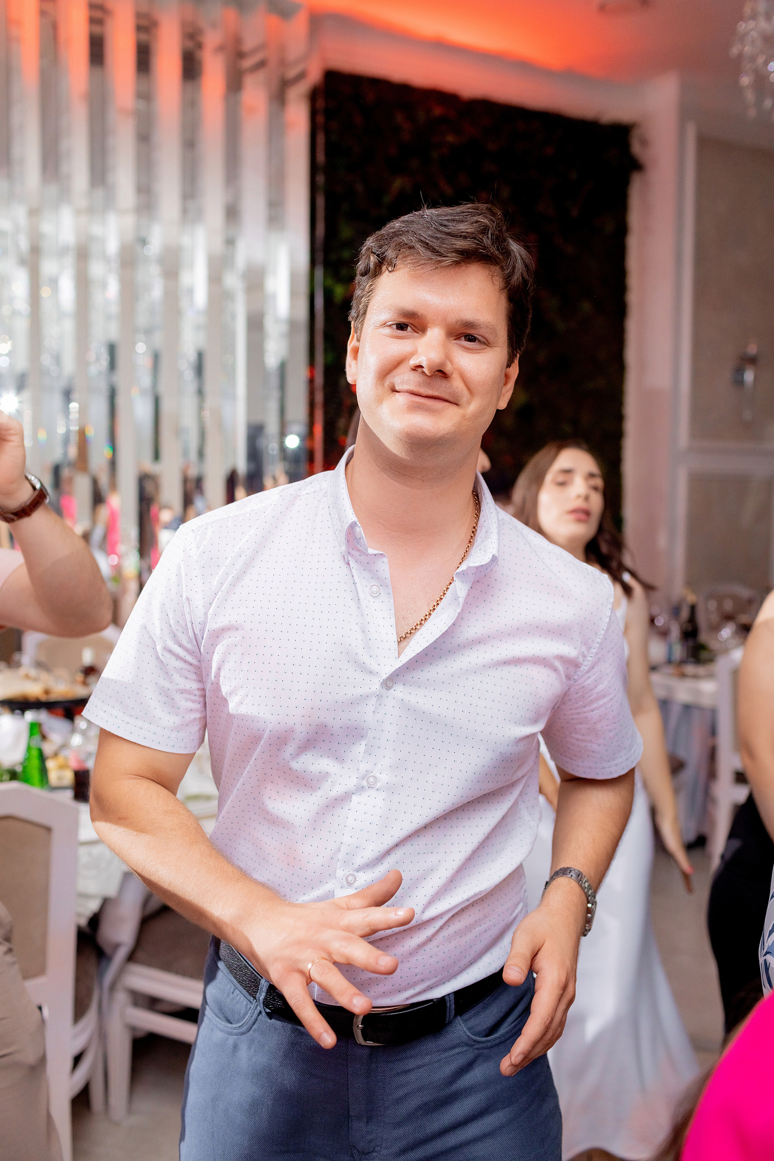 Заказать фотографа на выпускной г. Ростов-на-Дону. Красильников Евгений — профессиональный фотограф в Ростове-на-Дону