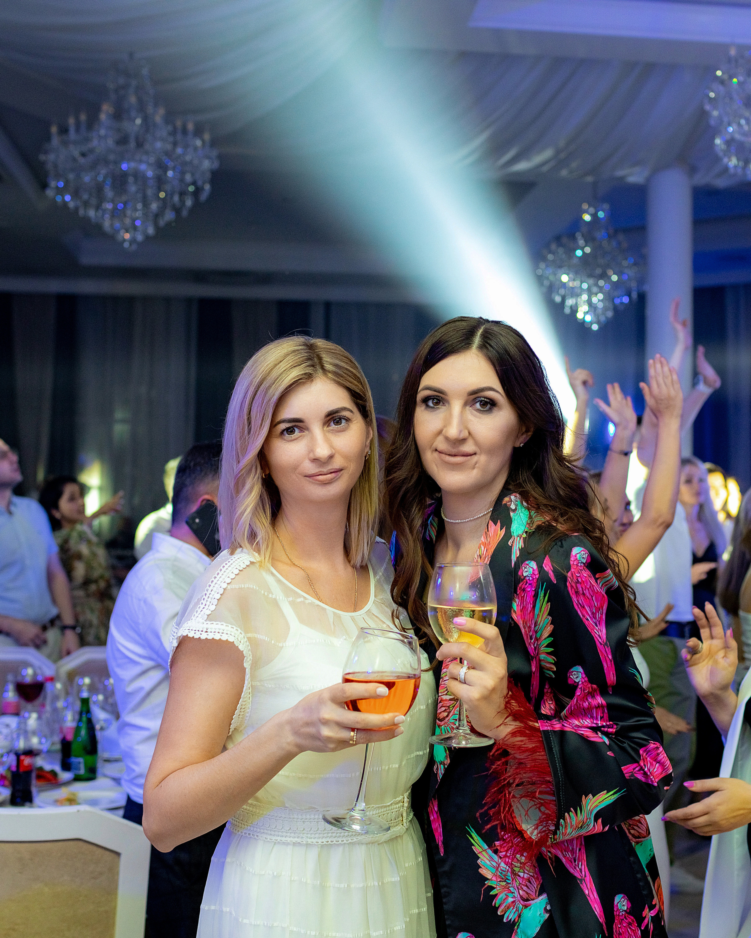 Заказать фотографа на выпускной г. Ростов-на-Дону. Красильников Евгений — профессиональный фотограф в Ростове-на-Дону