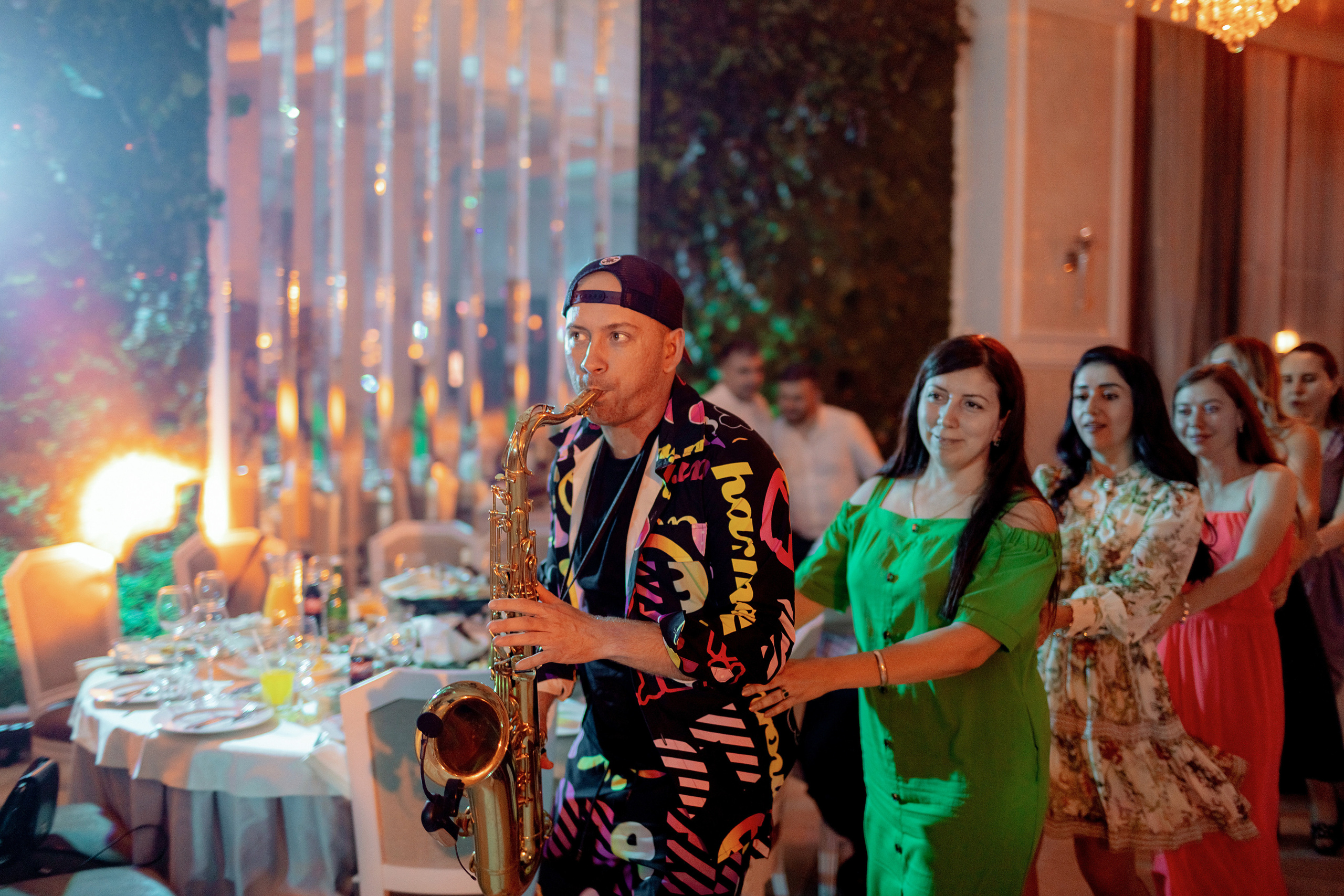 Заказать фотографа на выпускной г. Ростов-на-Дону. Красильников Евгений — профессиональный фотограф в Ростове-на-Дону