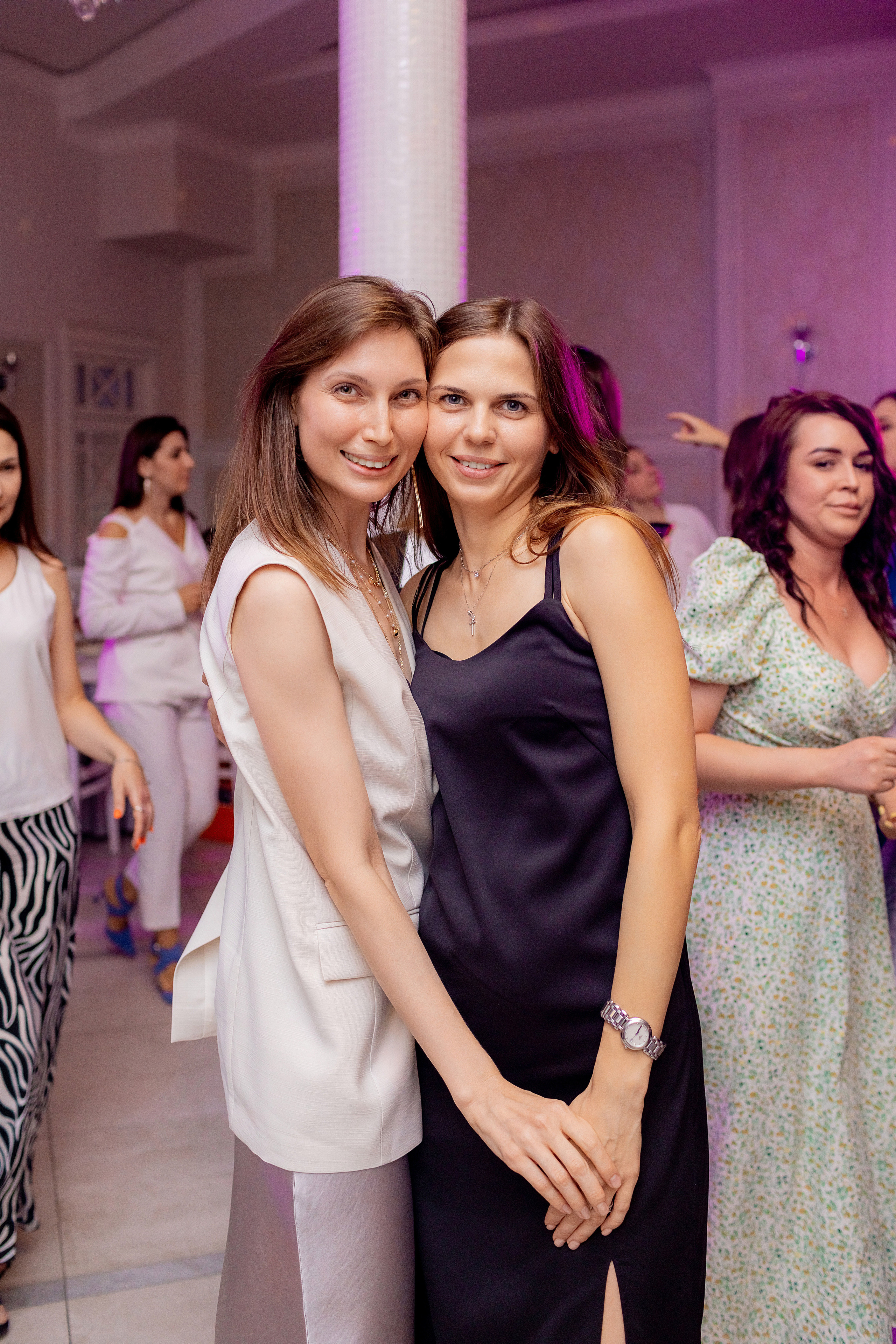 Заказать фотографа на выпускной г. Ростов-на-Дону. Красильников Евгений — профессиональный фотограф в Ростове-на-Дону