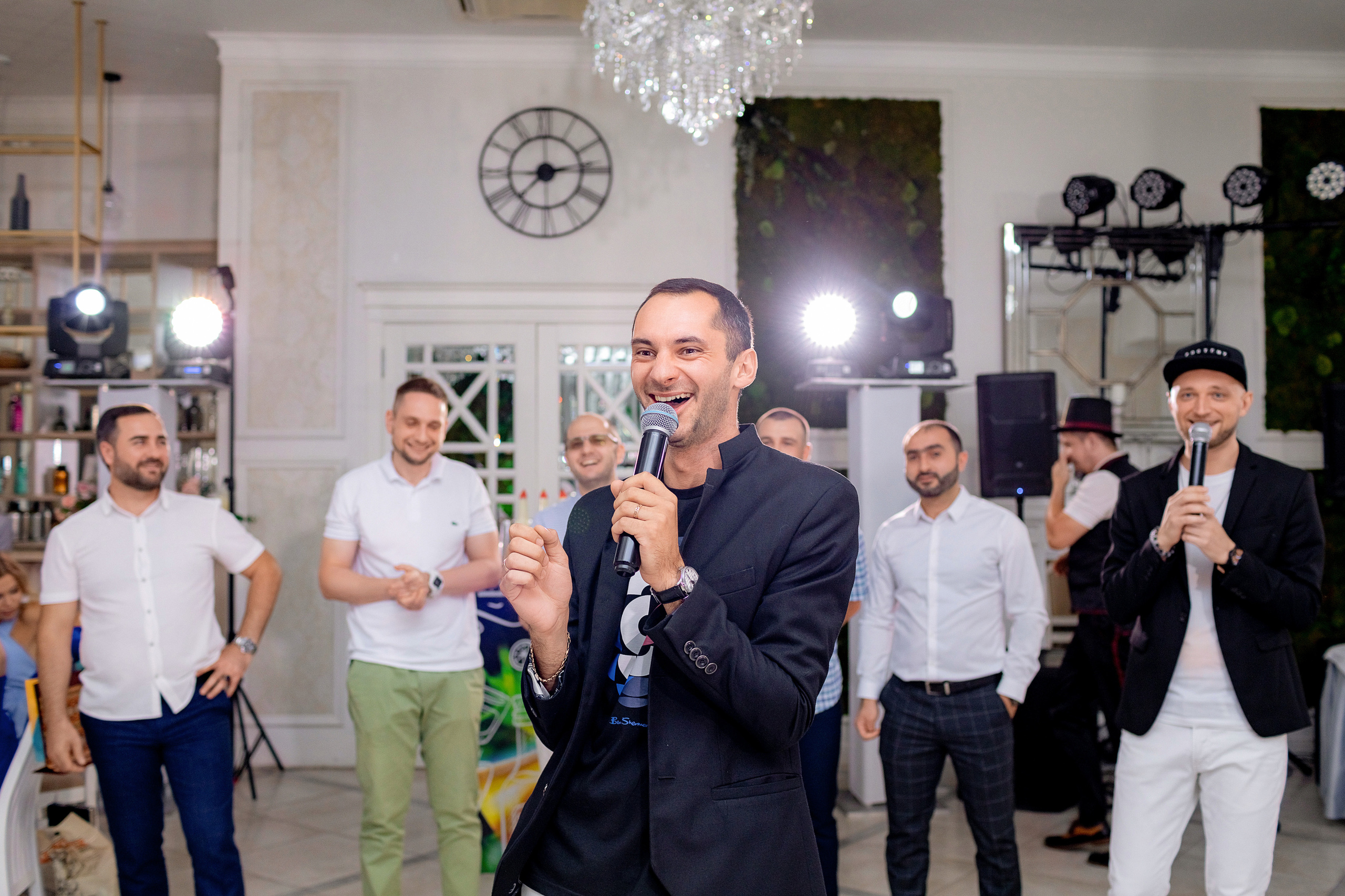 Заказать фотографа на выпускной г. Ростов-на-Дону. Красильников Евгений — профессиональный фотограф в Ростове-на-Дону