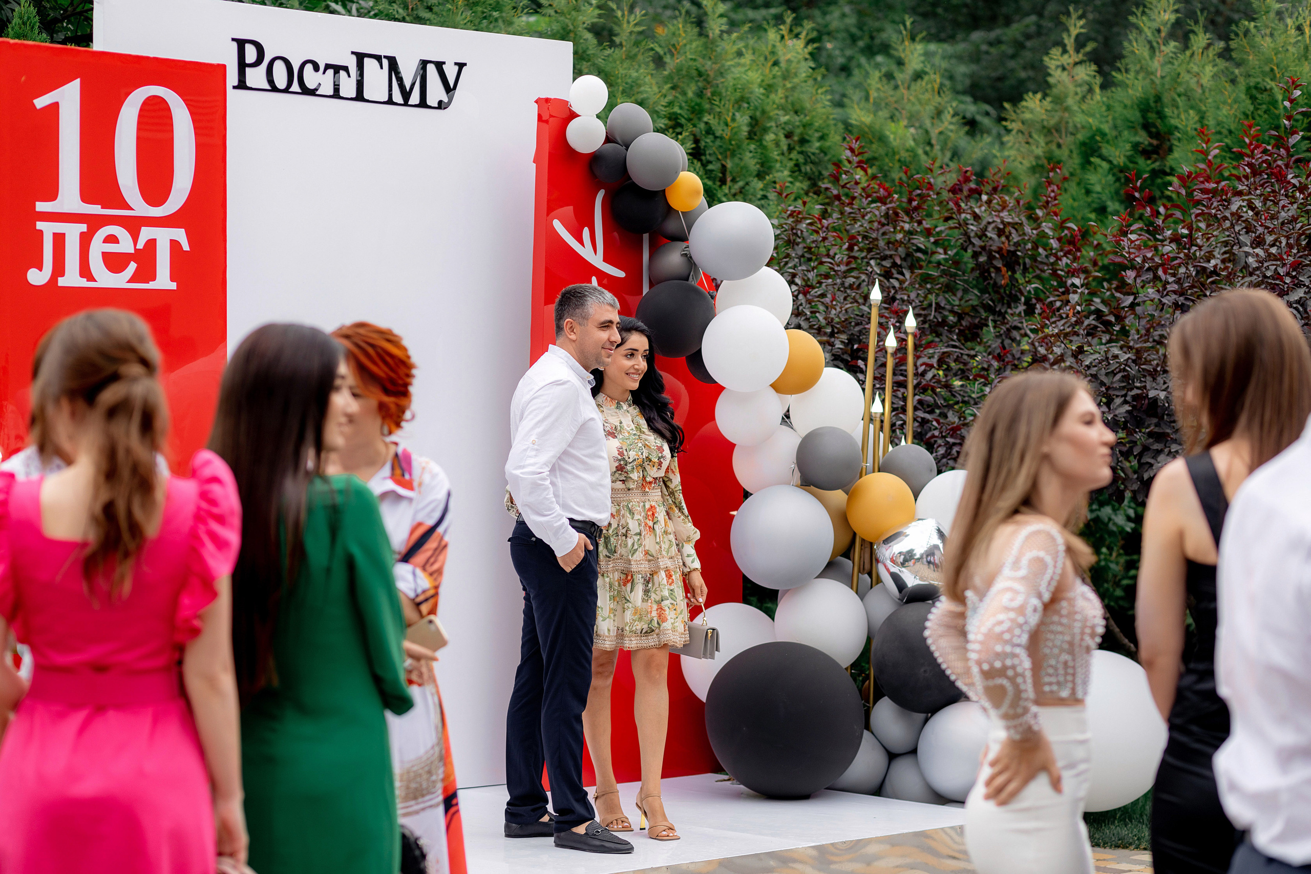 Заказать фотографа на выпускной г. Ростов-на-Дону. Красильников Евгений — профессиональный фотограф в Ростове-на-Дону