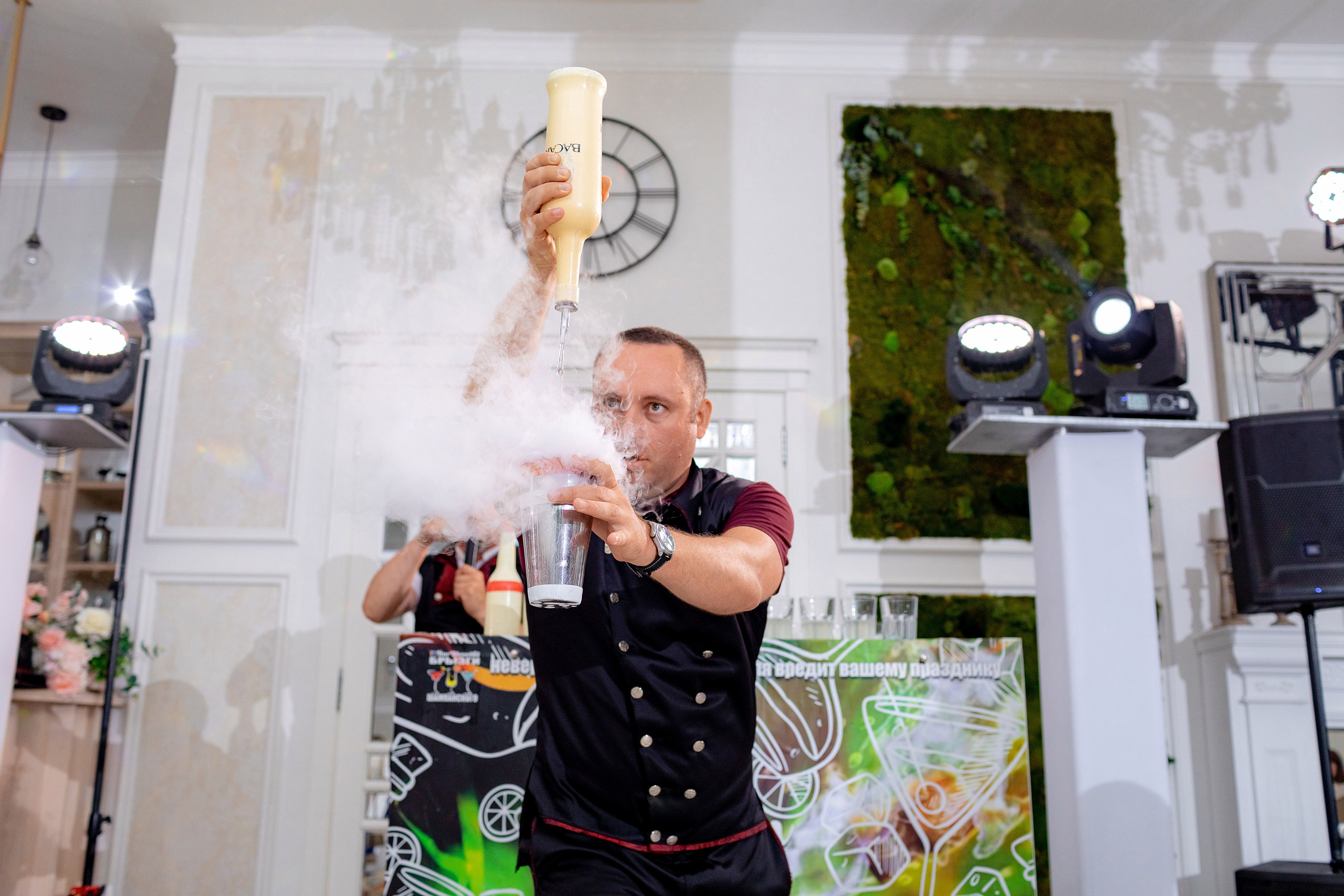 Заказать фотографа на выпускной г. Ростов-на-Дону. Красильников Евгений — профессиональный фотограф в Ростове-на-Дону