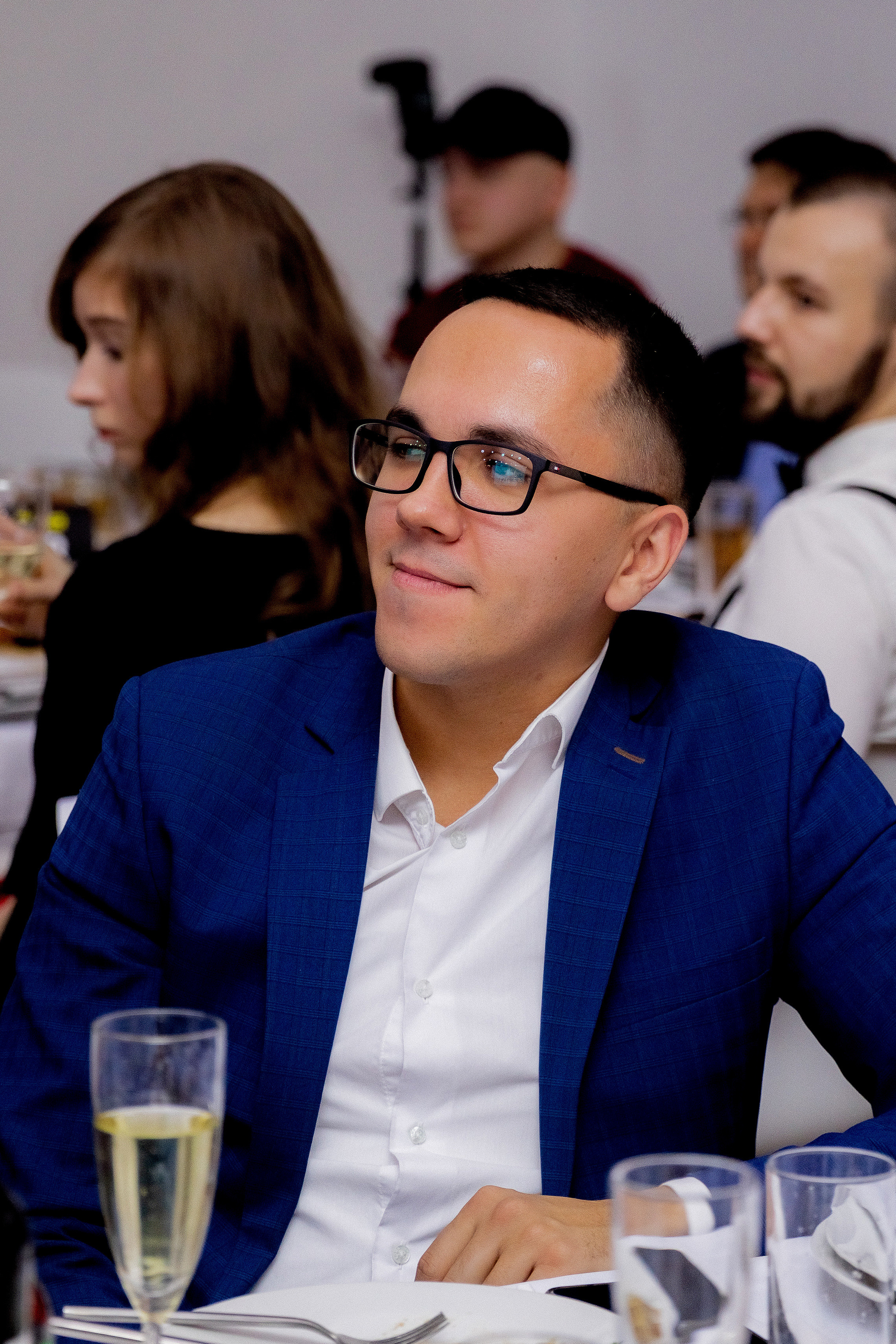 Фотограф на корпоратив и на любое событие. Красильников Евгений — профессиональный фотограф в Ростове-на-Дону