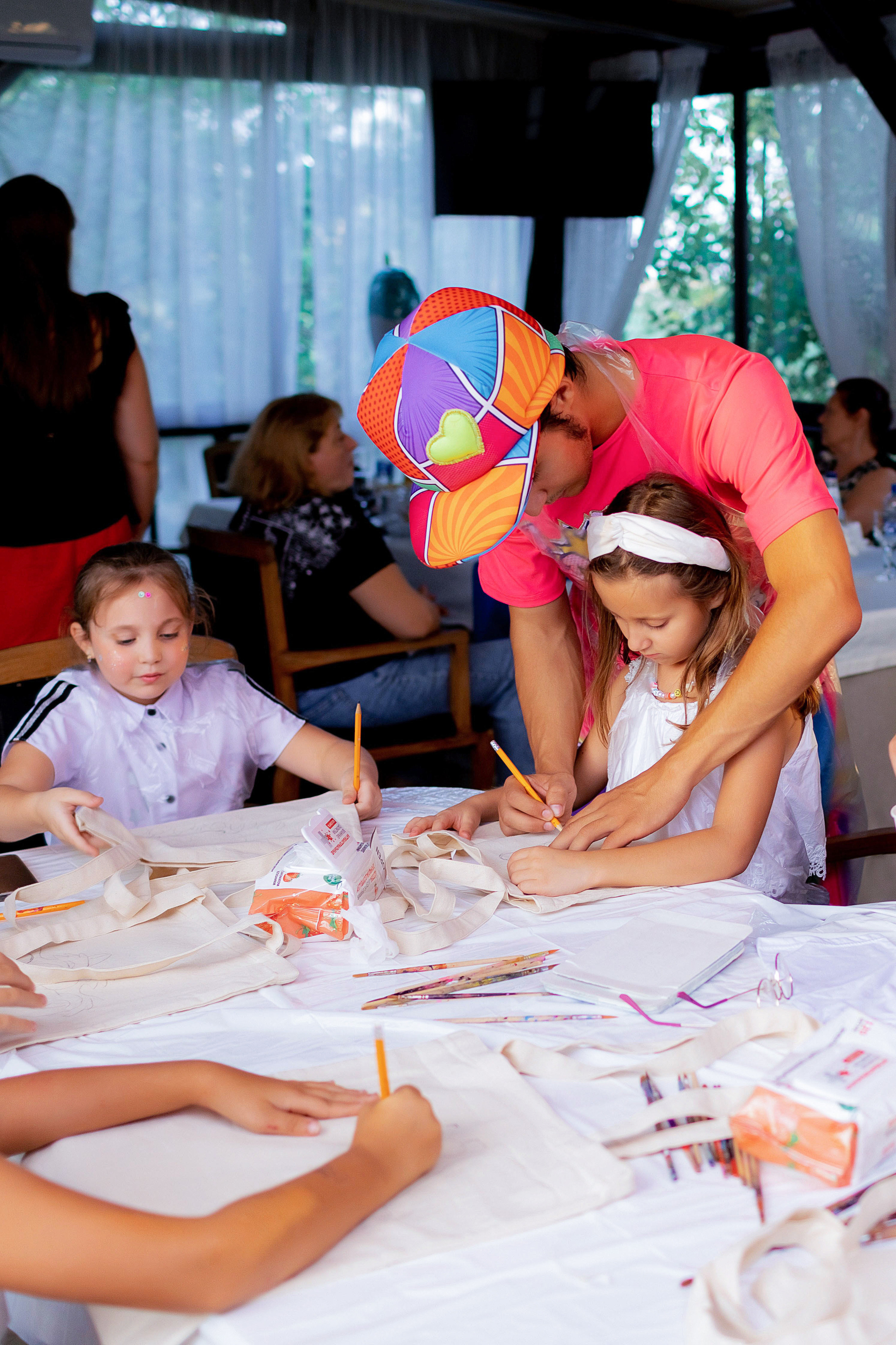 Фотограф на детский праздник в Ростове-на-Дону. Красильников Евгений — профессиональный фотограф в Ростове-на-Дону