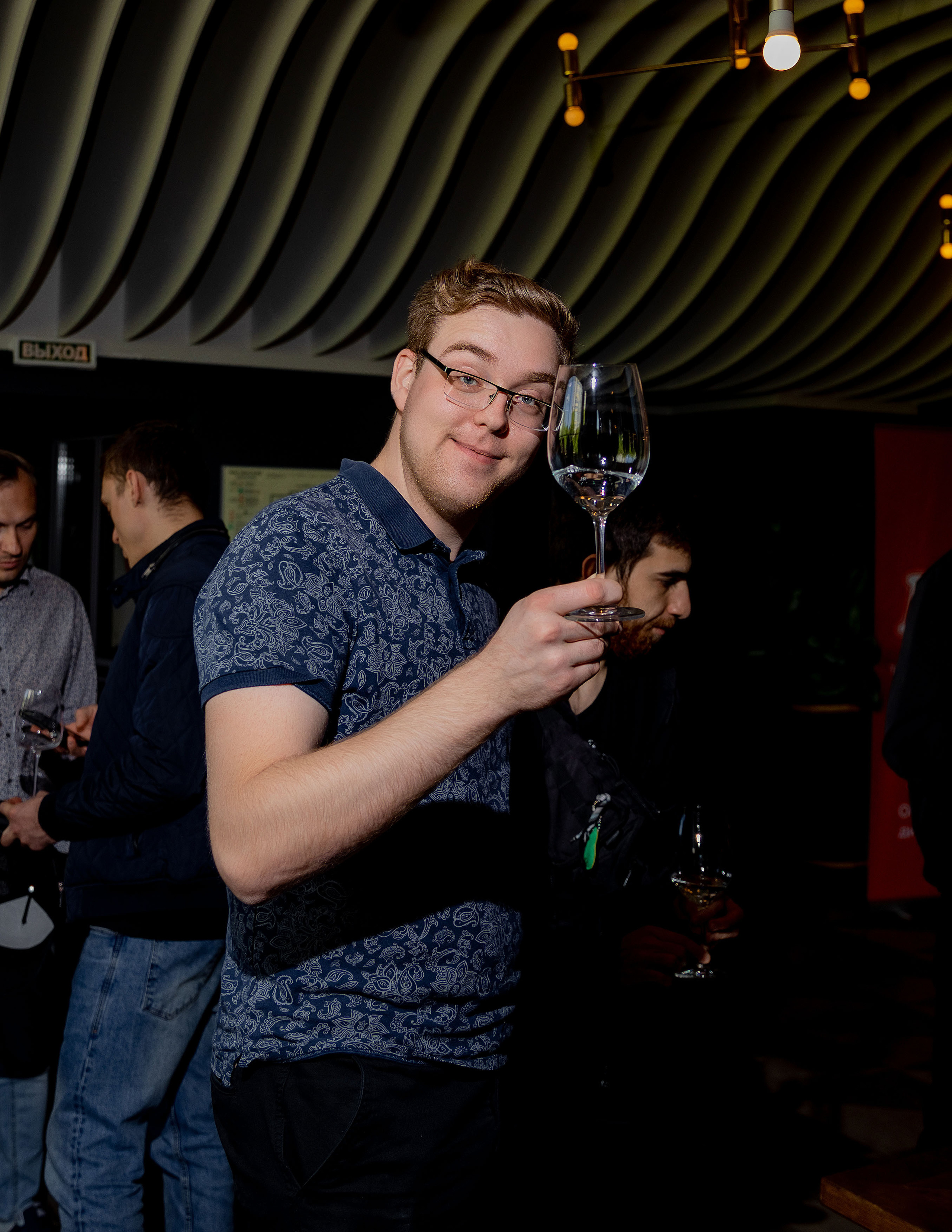 Репортажная съемка фестиваля вина г. Ростов-на-дону. Красильников Евгений — профессиональный фотограф в Ростове-на-Дону