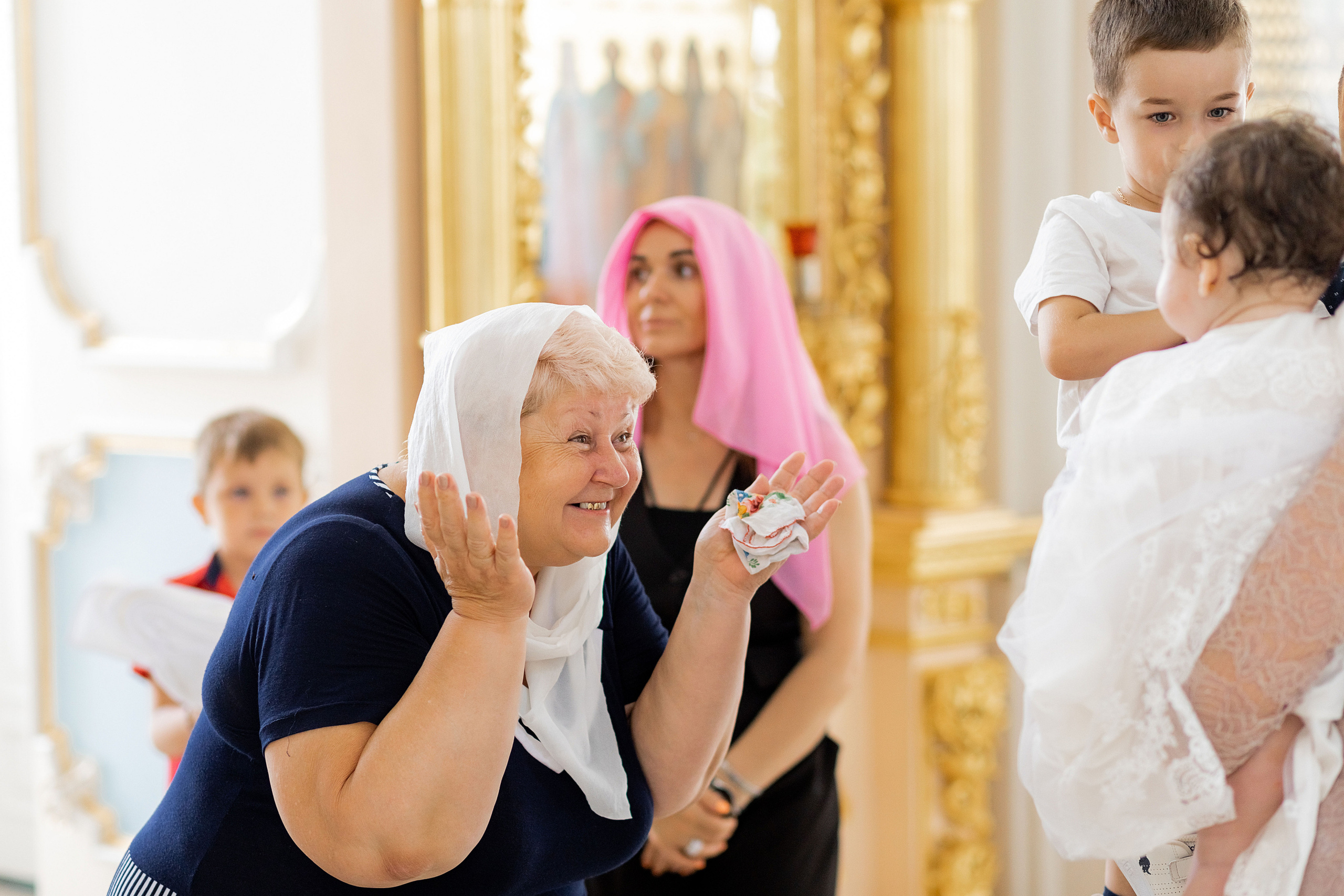 Фотографа на Крещение. Красильников Евгений — профессиональный фотограф в Ростове-на-Дону