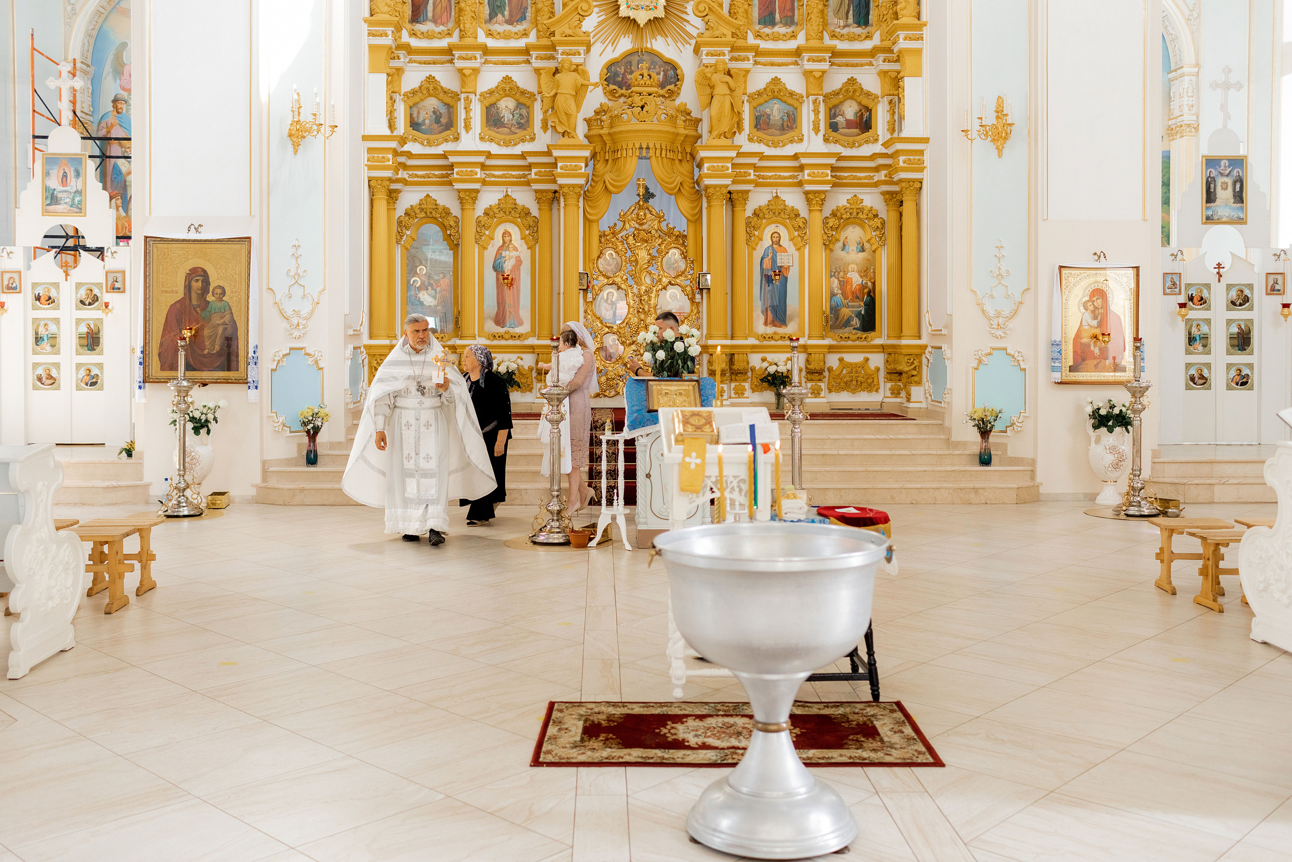 Фотографа на Крещение. Красильников Евгений — профессиональный фотограф в Ростове-на-Дону