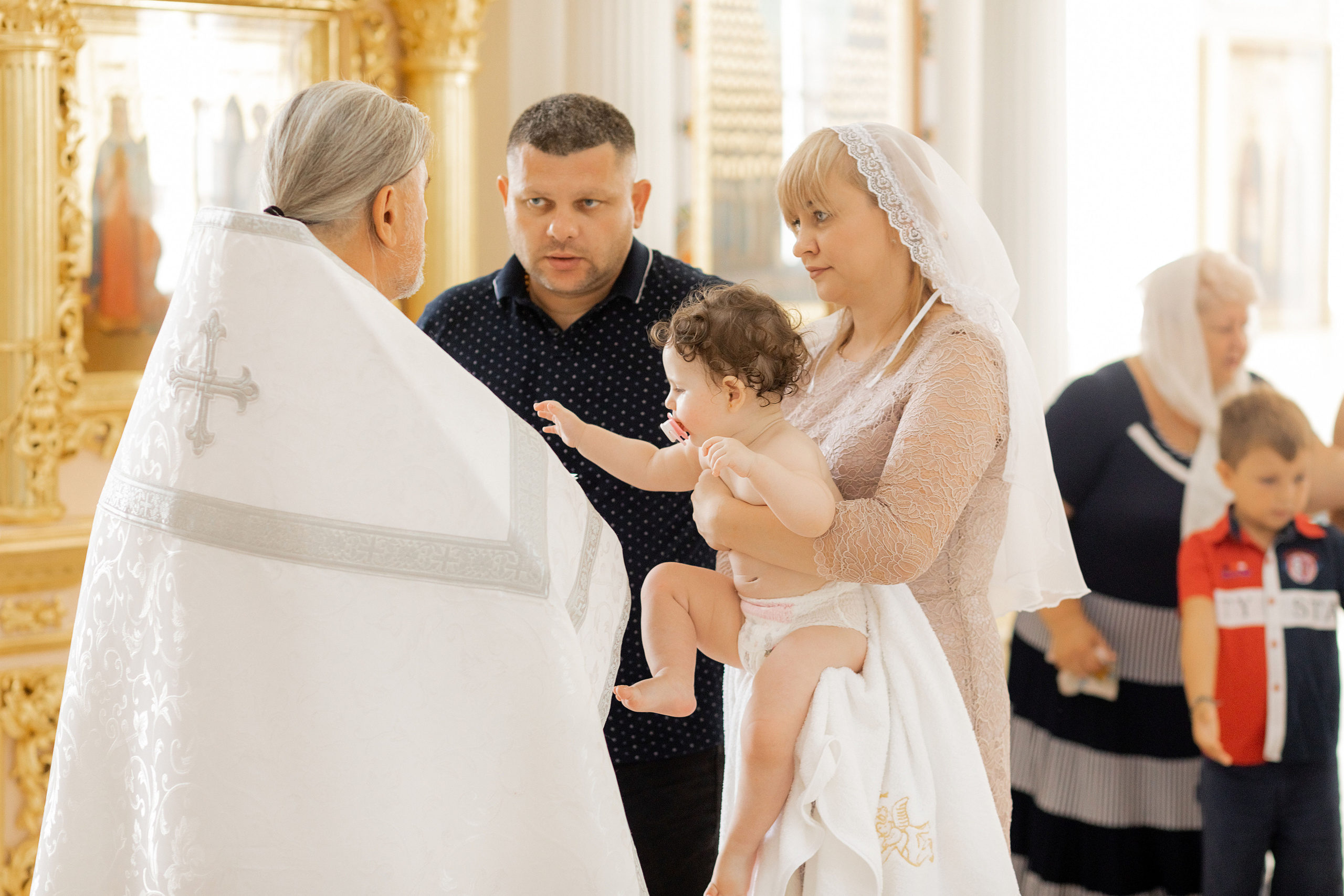 Фотографа на Крещение. Красильников Евгений — профессиональный фотограф в Ростове-на-Дону