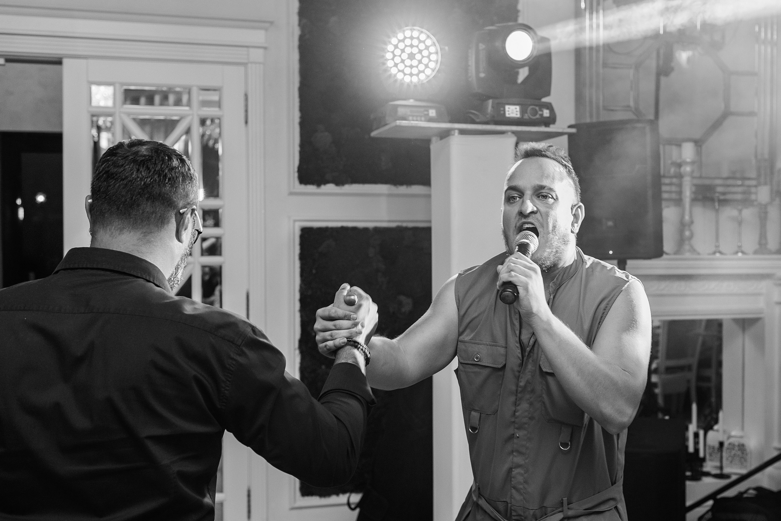 Заказать фотографа на выпускной г. Ростов-на-Дону. Красильников Евгений — профессиональный фотограф в Ростове-на-Дону