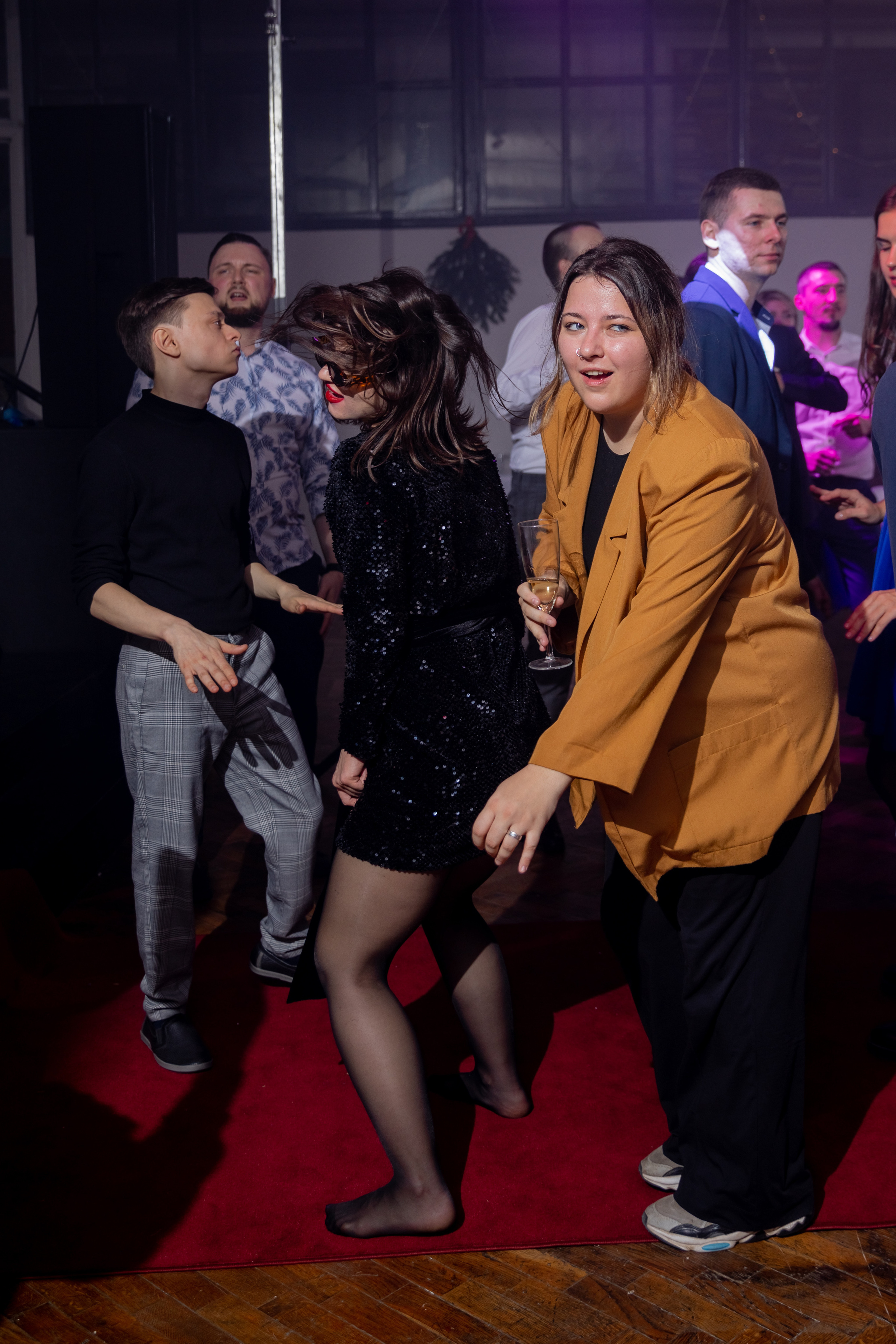 Фотограф на корпоратив и на любое событие. Красильников Евгений — профессиональный фотограф в Ростове-на-Дону