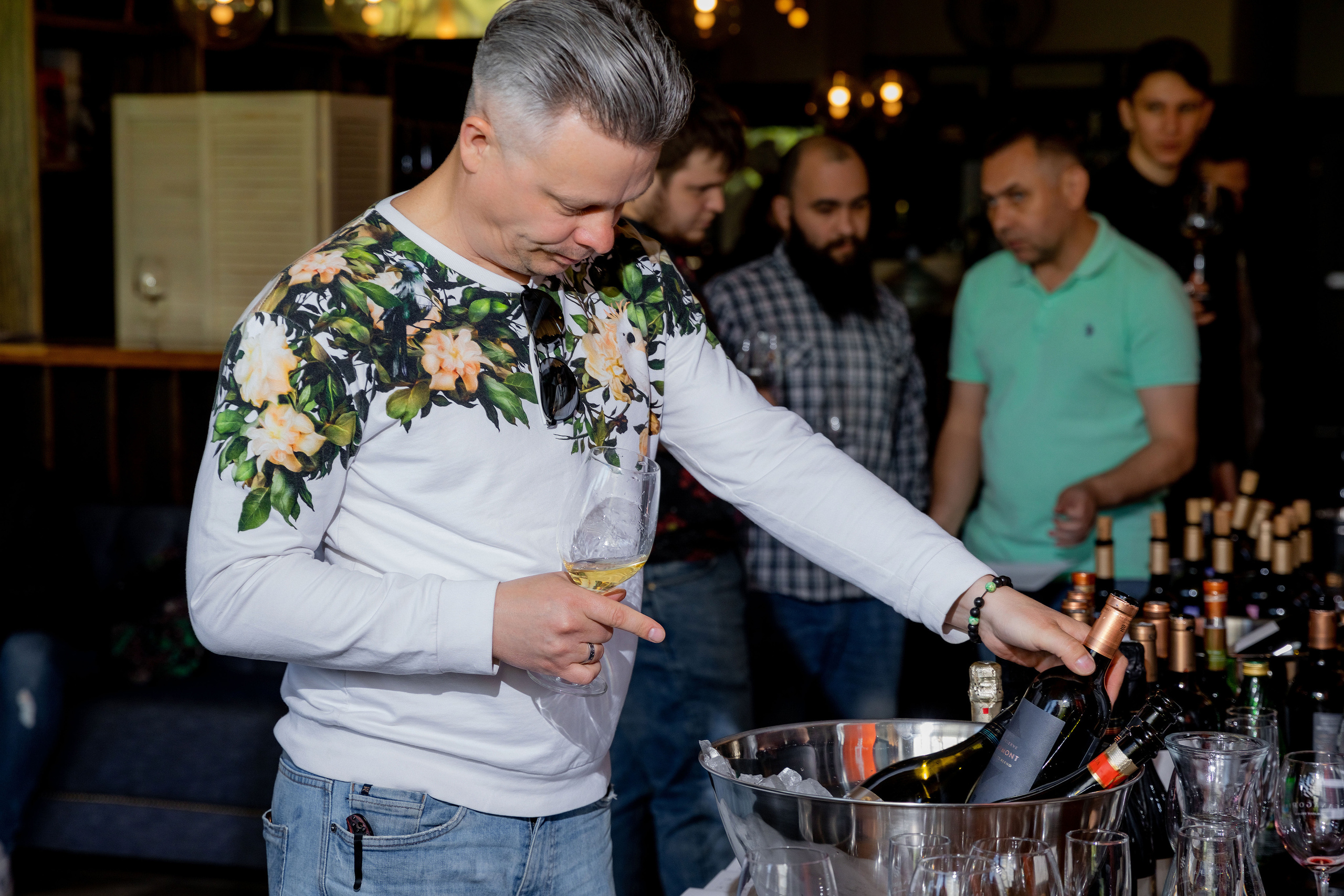 Репортажная съемка фестиваля вина г. Ростов-на-дону. Красильников Евгений — профессиональный фотограф в Ростове-на-Дону