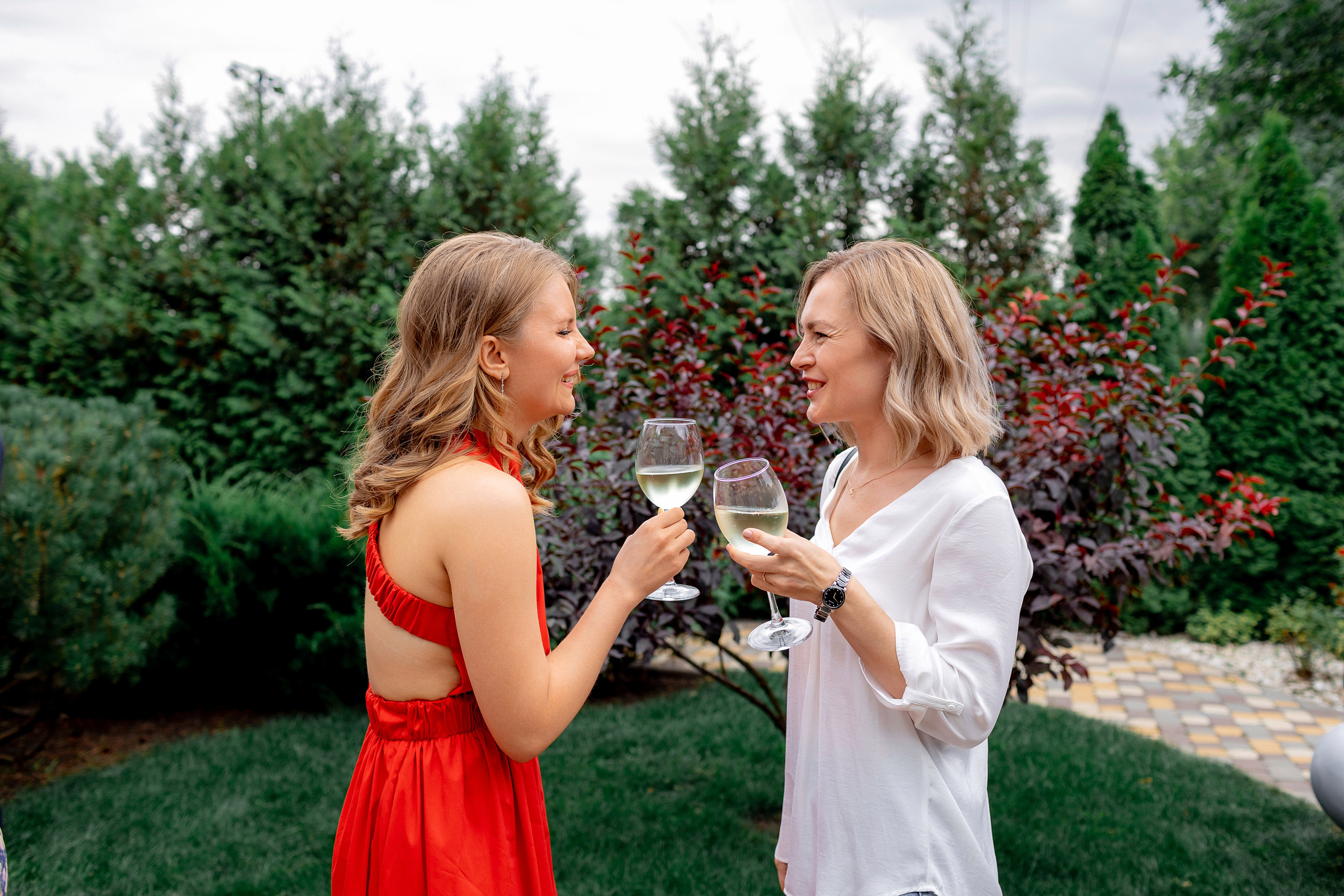 Заказать фотографа на выпускной г. Ростов-на-Дону. Красильников Евгений — профессиональный фотограф в Ростове-на-Дону