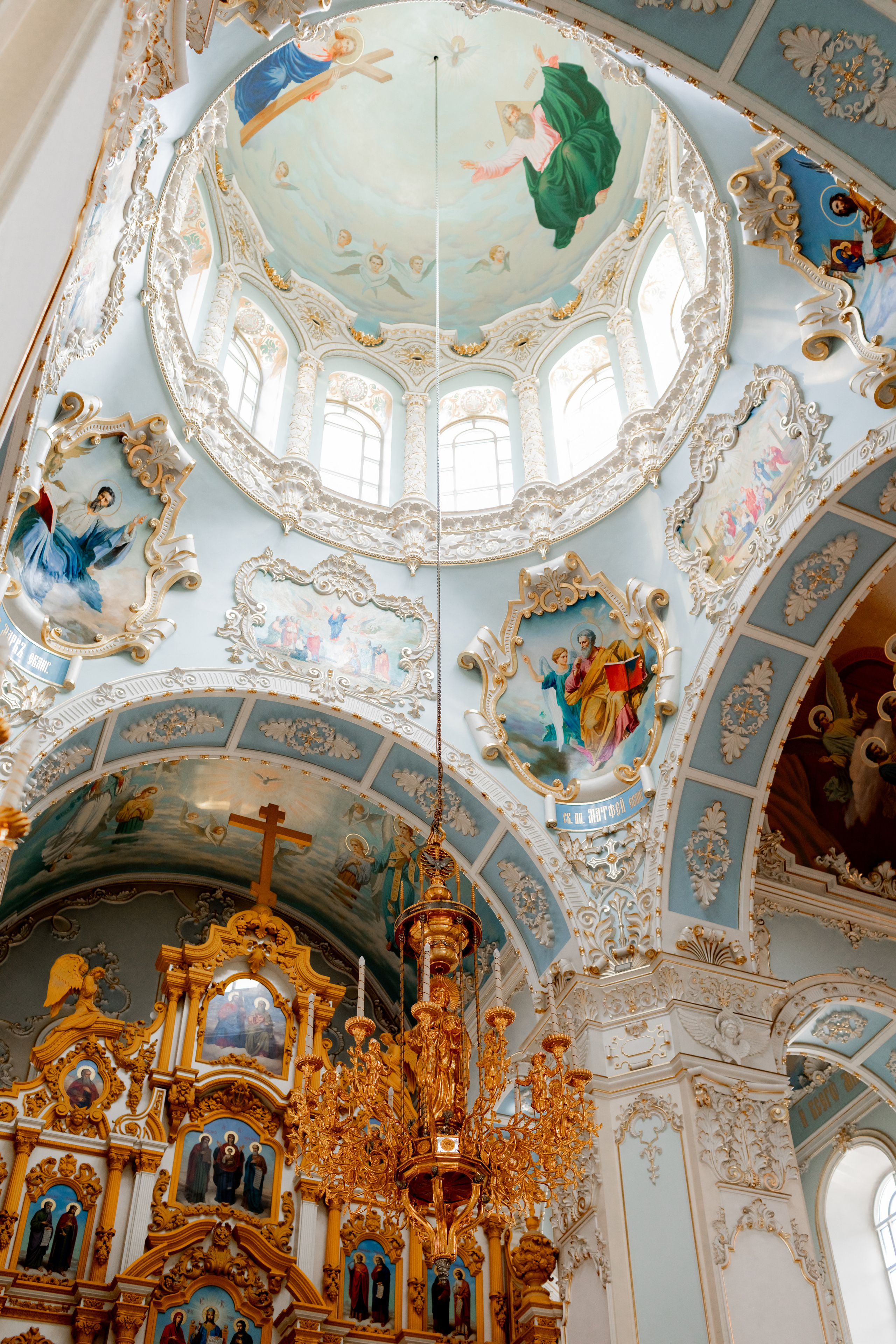 Фотографа на Крещение. Красильников Евгений — профессиональный фотограф в Ростове-на-Дону