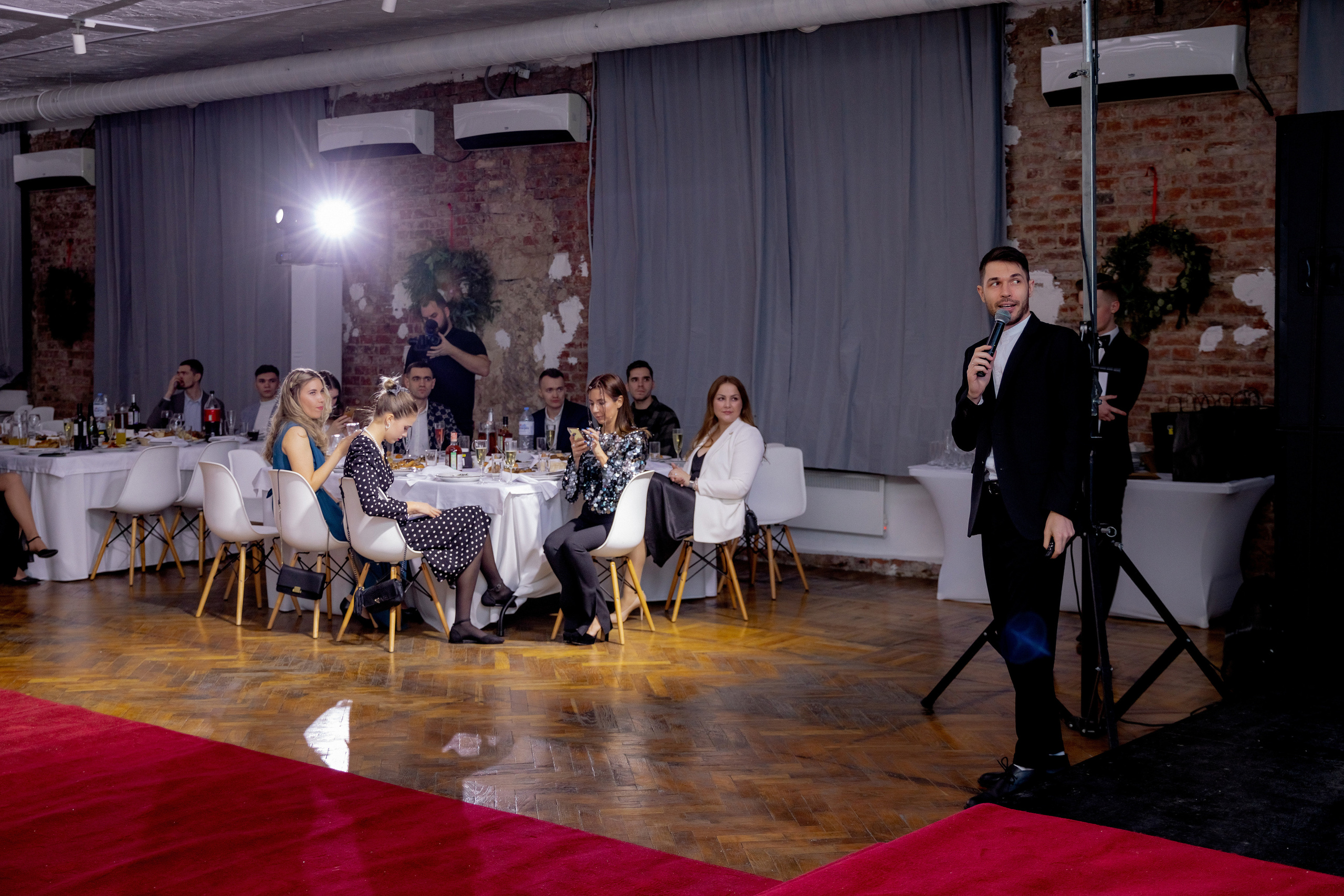 Фотограф на корпоратив и на любое событие. Красильников Евгений — профессиональный фотограф в Ростове-на-Дону