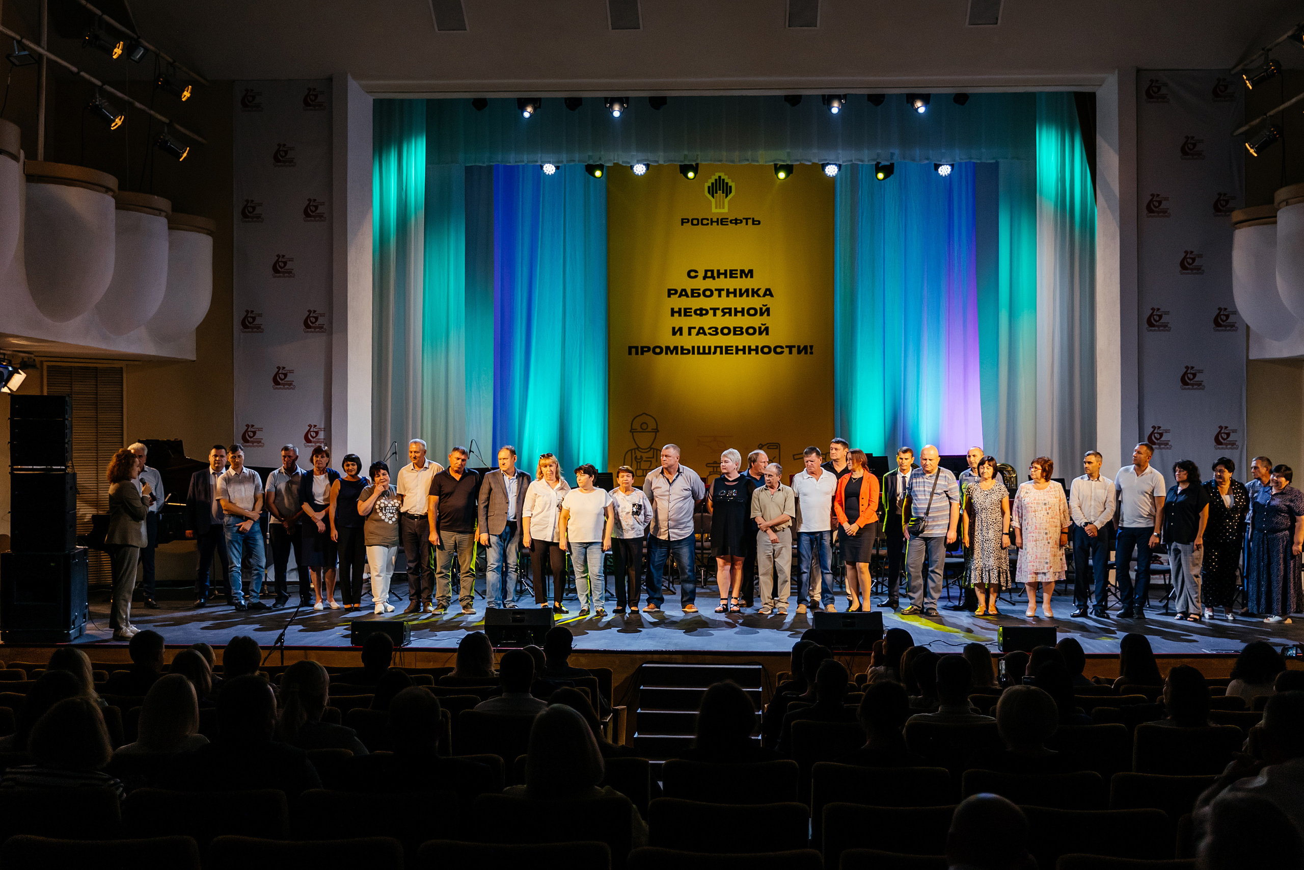 Профессиональная репортажная фотосъемка мероприятии в г. Ростове на дону. Красильников Евгений — профессиональный фотограф в Ростове-на-Дону