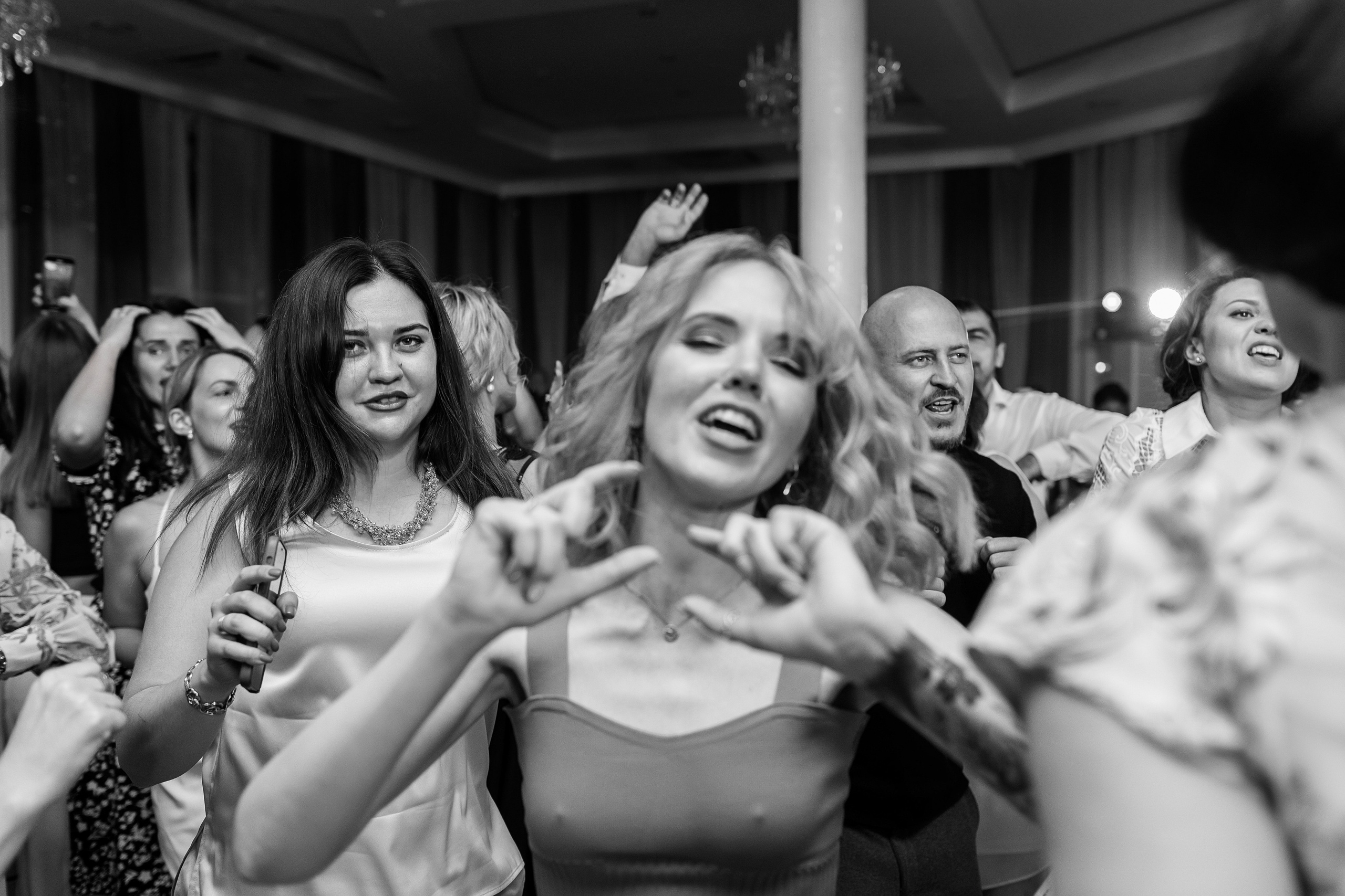 Заказать фотографа на выпускной г. Ростов-на-Дону. Красильников Евгений — профессиональный фотограф в Ростове-на-Дону