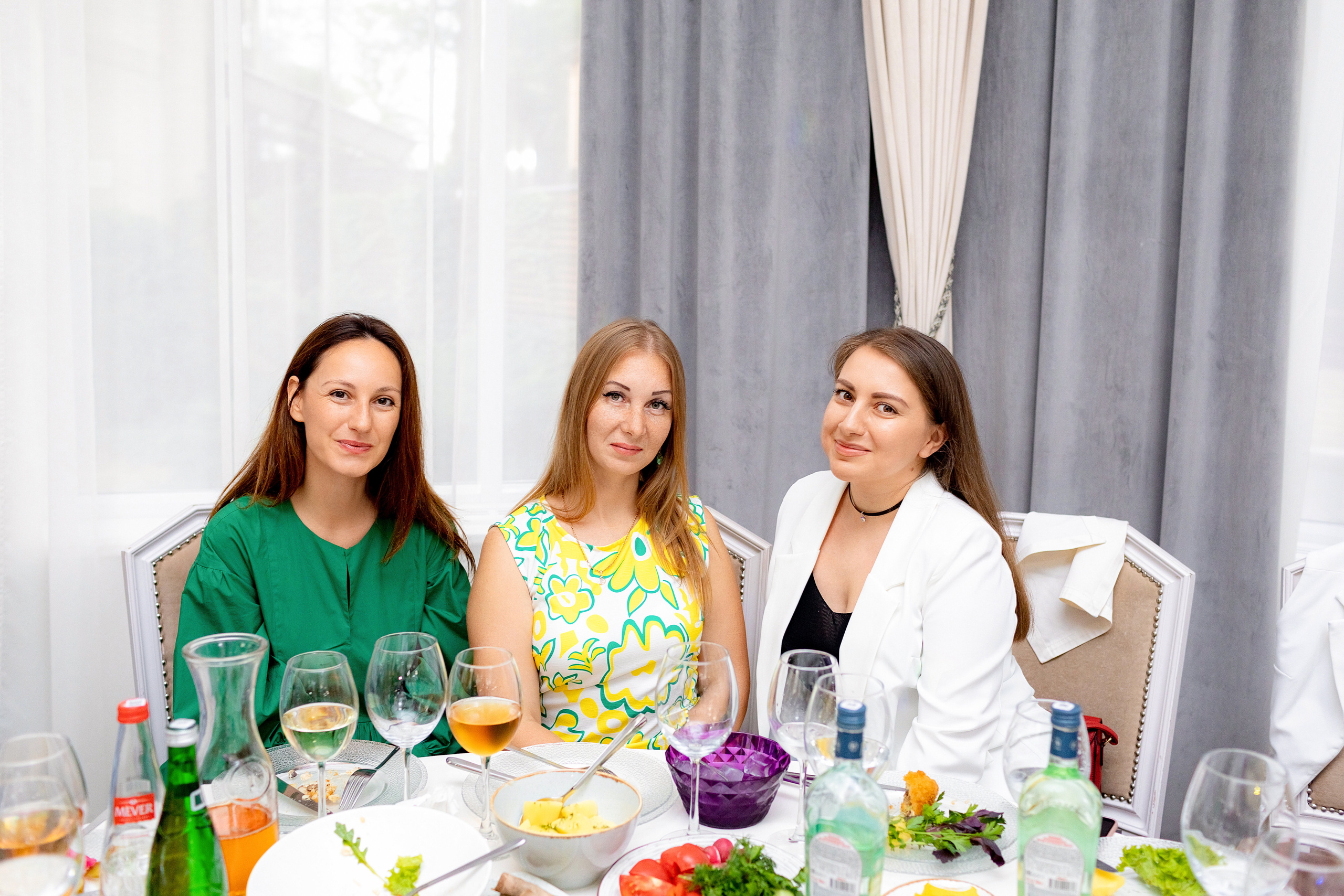 Заказать фотографа на выпускной г. Ростов-на-Дону. Красильников Евгений — профессиональный фотограф в Ростове-на-Дону