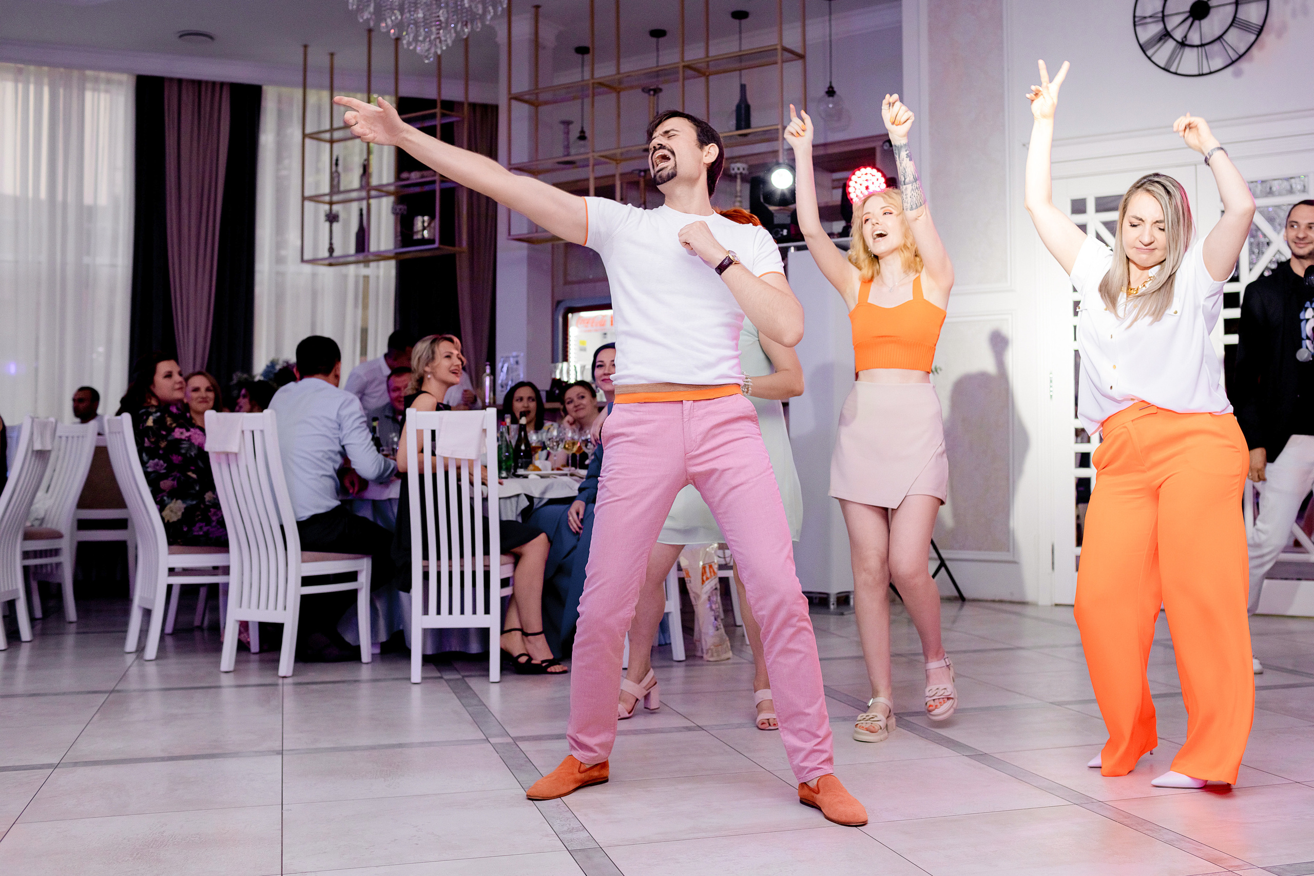 Заказать фотографа на выпускной г. Ростов-на-Дону. Красильников Евгений — профессиональный фотограф в Ростове-на-Дону