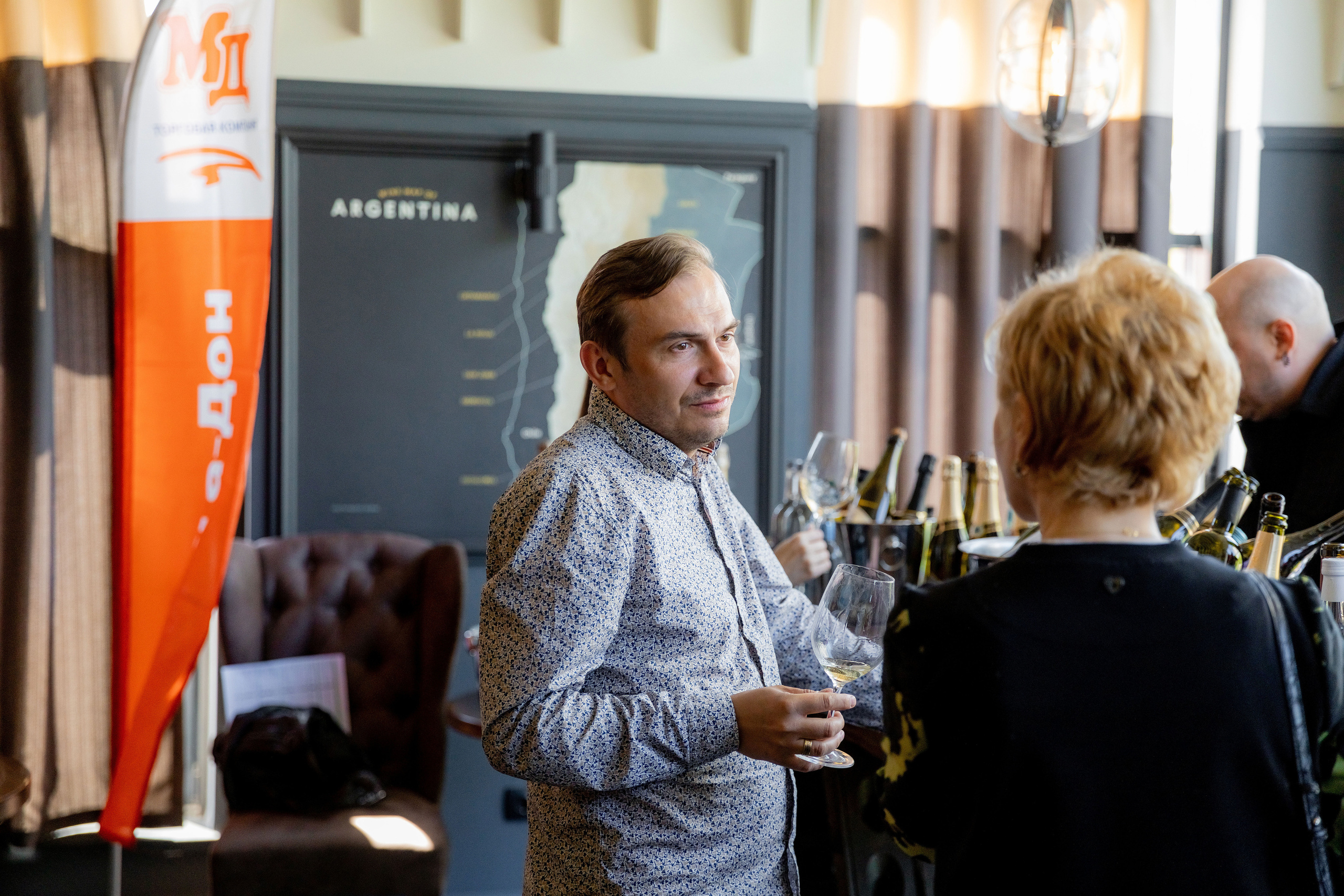 Репортажная съемка фестиваля вина г. Ростов-на-дону. Красильников Евгений — профессиональный фотограф в Ростове-на-Дону