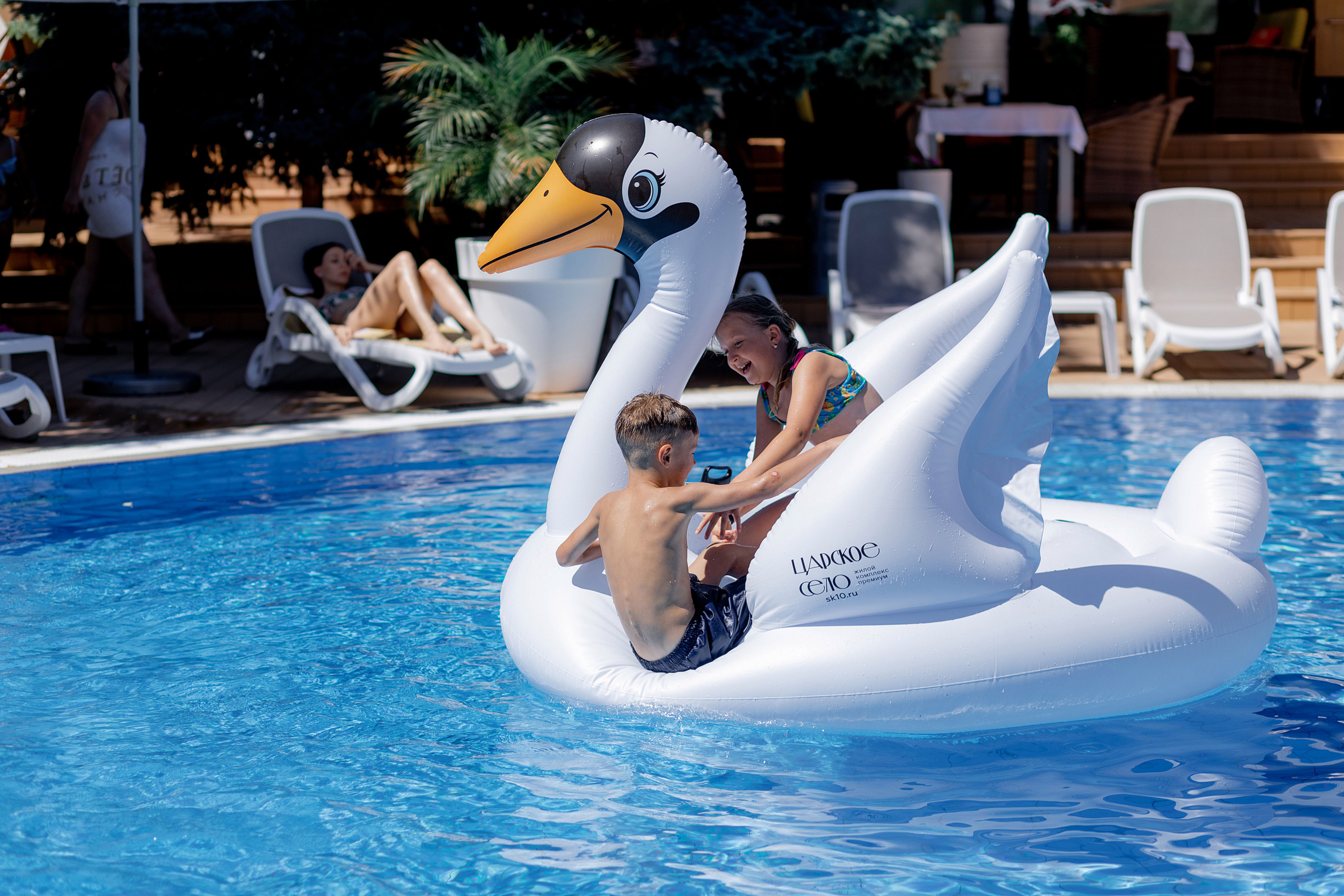 Фотограф на день рождения в ресторан. Красильников Евгений — профессиональный фотограф в Ростове-на-Дону