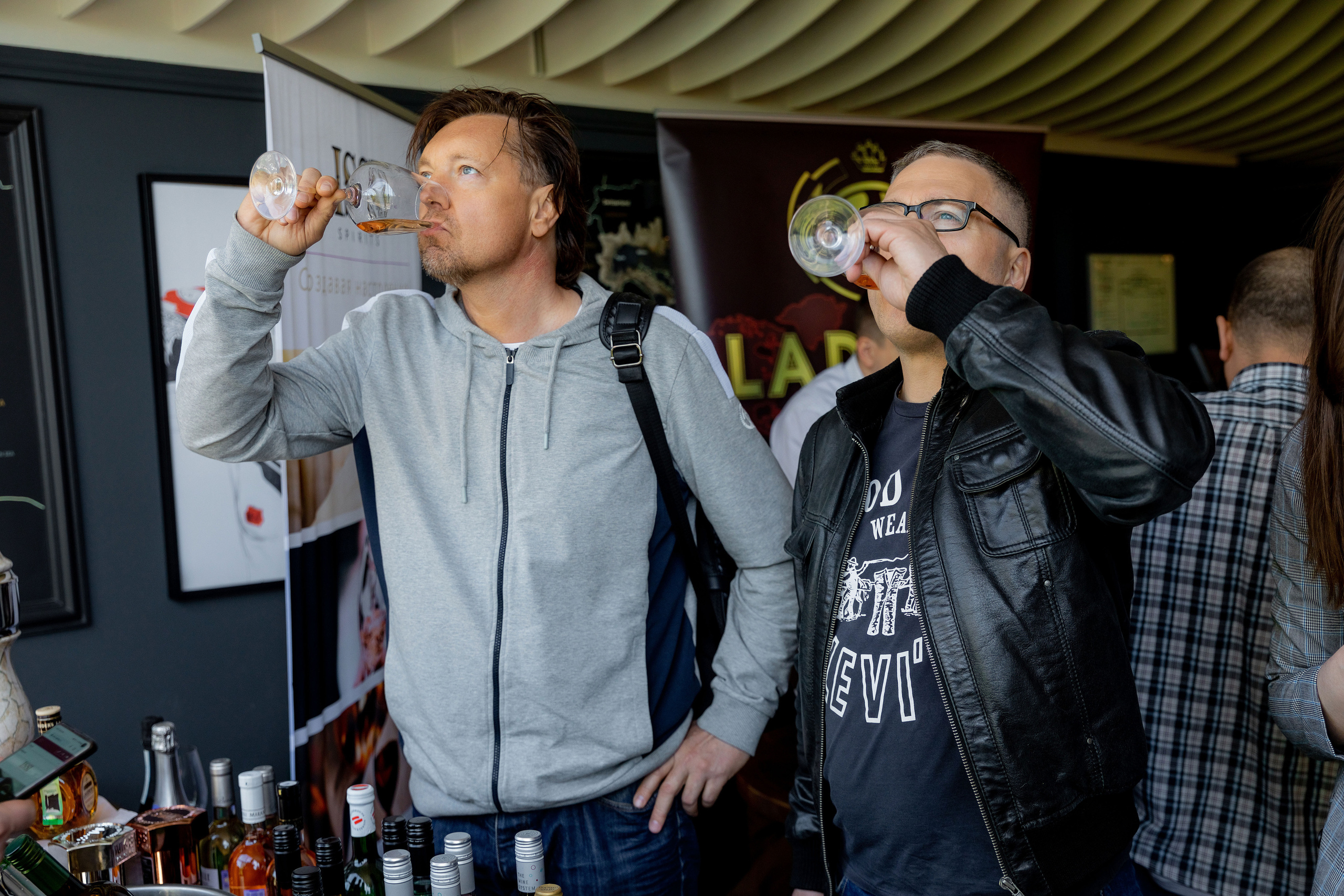 Репортажная съемка фестиваля вина г. Ростов-на-дону. Красильников Евгений — профессиональный фотограф в Ростове-на-Дону