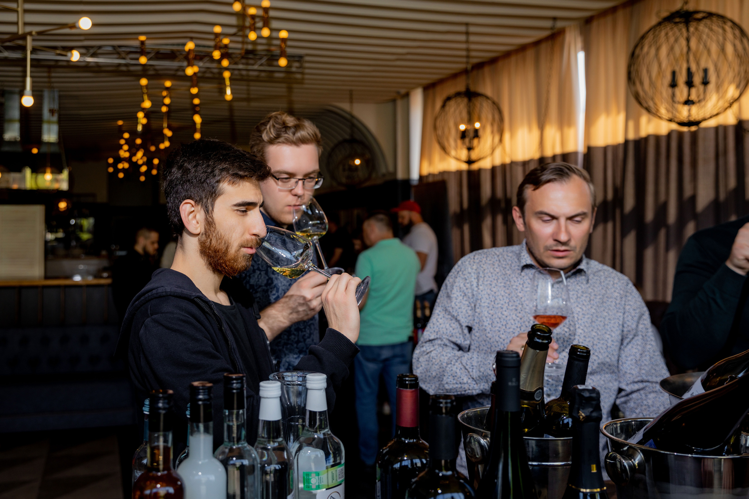 Репортажная съемка фестиваля вина г. Ростов-на-дону. Красильников Евгений — профессиональный фотограф в Ростове-на-Дону