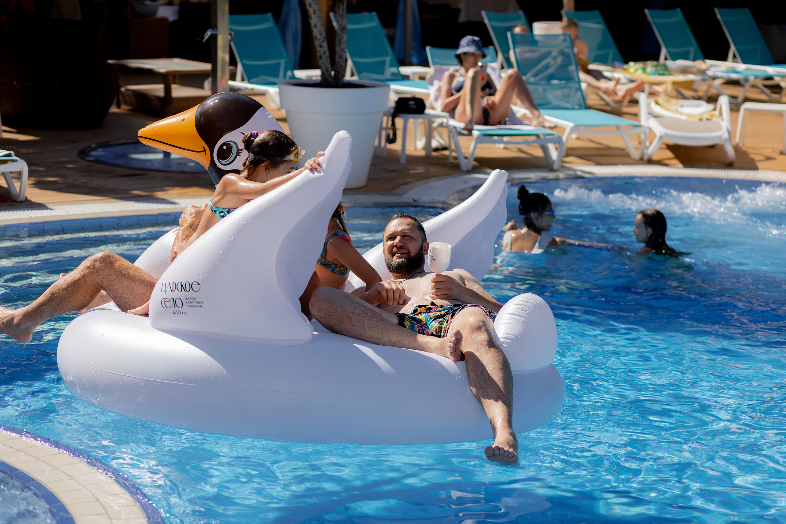 Фотограф на день рождения в ресторан. Красильников Евгений — профессиональный фотограф в Ростове-на-Дону