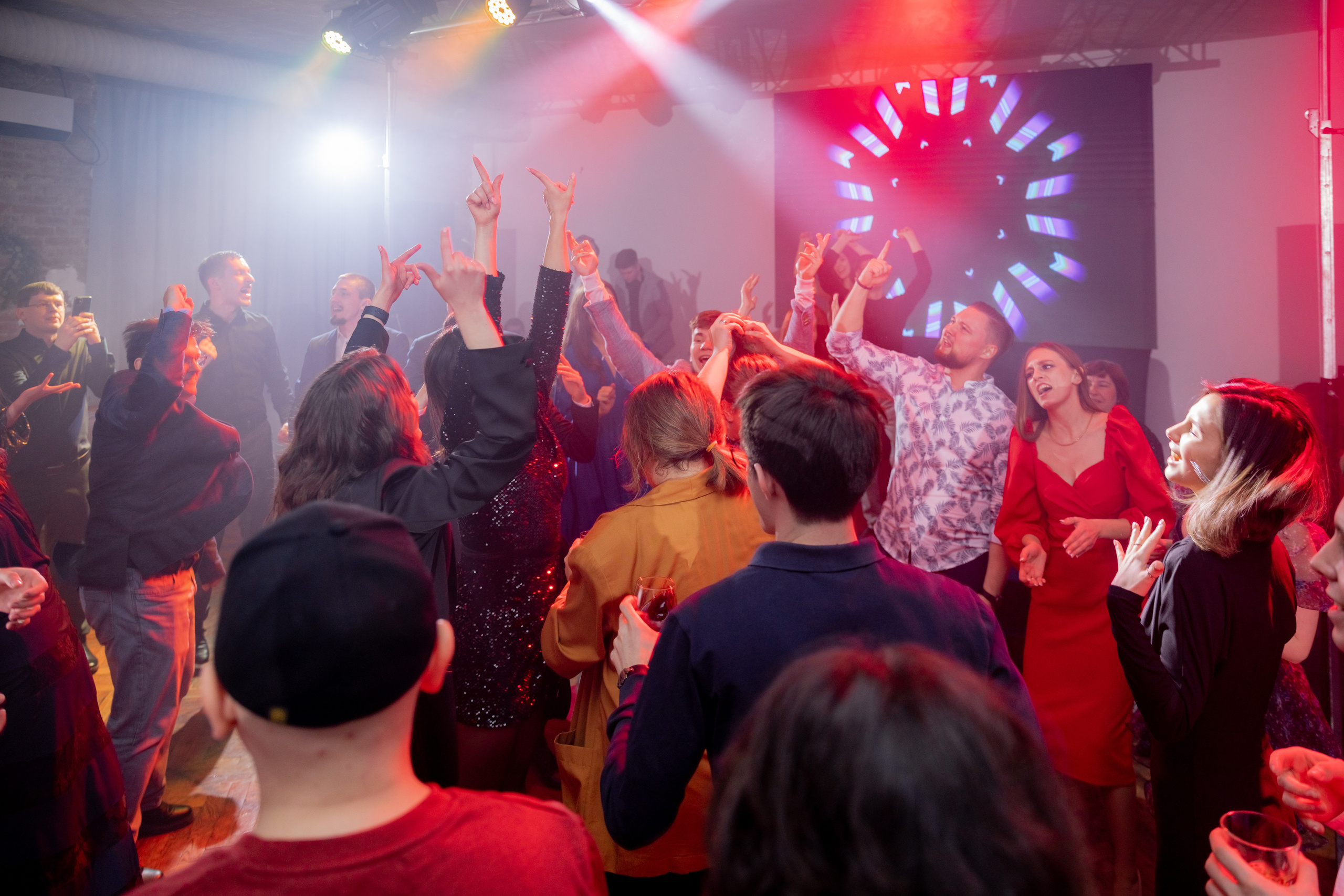 Фотограф на корпоратив и на любое событие. Красильников Евгений — профессиональный фотограф в Ростове-на-Дону