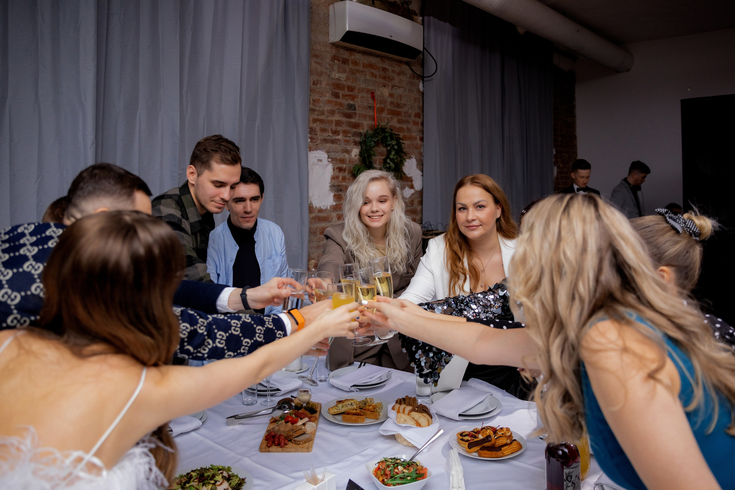 Фотограф на корпоратив и на любое событие. Красильников Евгений — профессиональный фотограф в Ростове-на-Дону