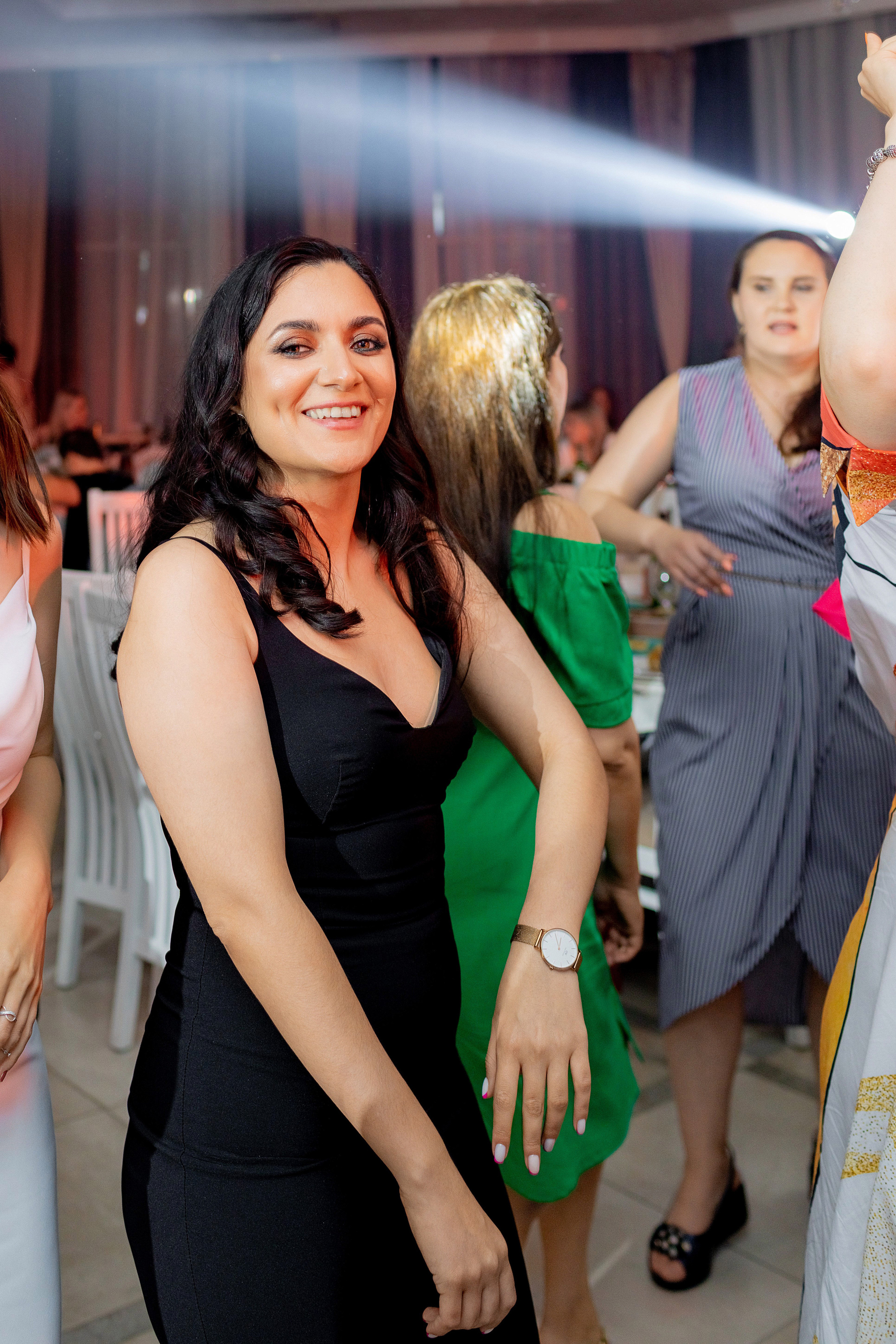 Заказать фотографа на выпускной г. Ростов-на-Дону. Красильников Евгений — профессиональный фотограф в Ростове-на-Дону