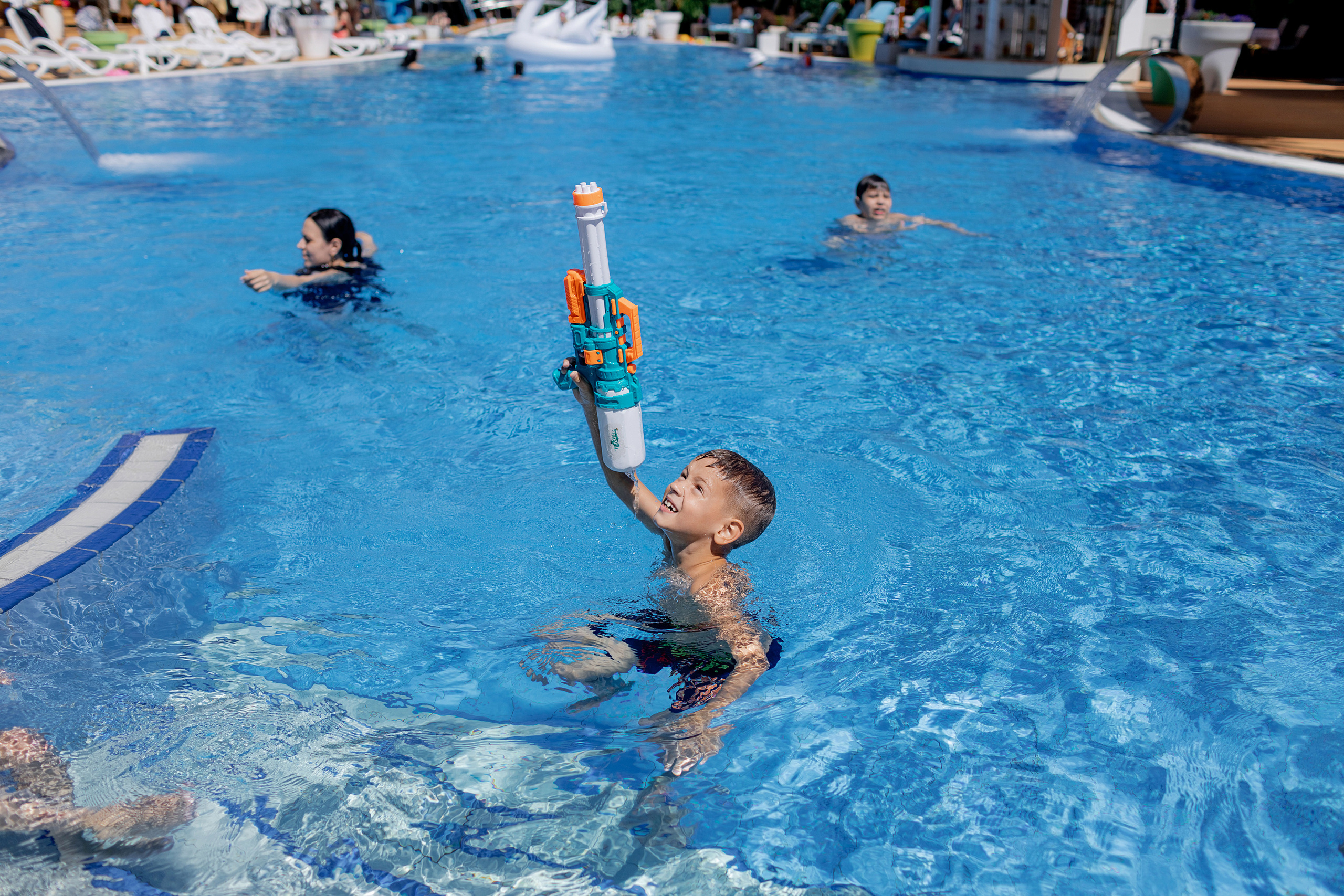 Фотограф на день рождения в ресторан. Красильников Евгений — профессиональный фотограф в Ростове-на-Дону