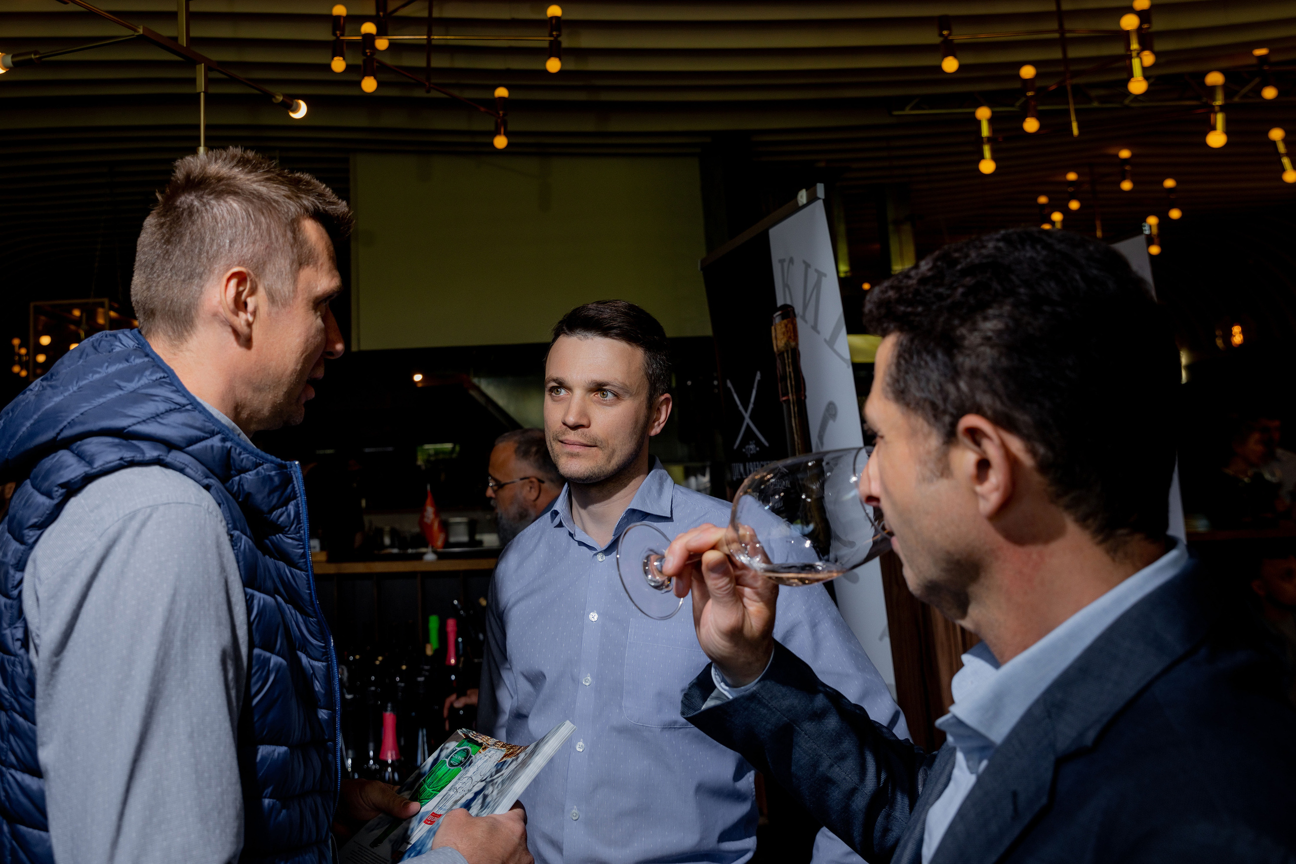 Репортажная съемка фестиваля вина г. Ростов-на-дону. Красильников Евгений — профессиональный фотограф в Ростове-на-Дону