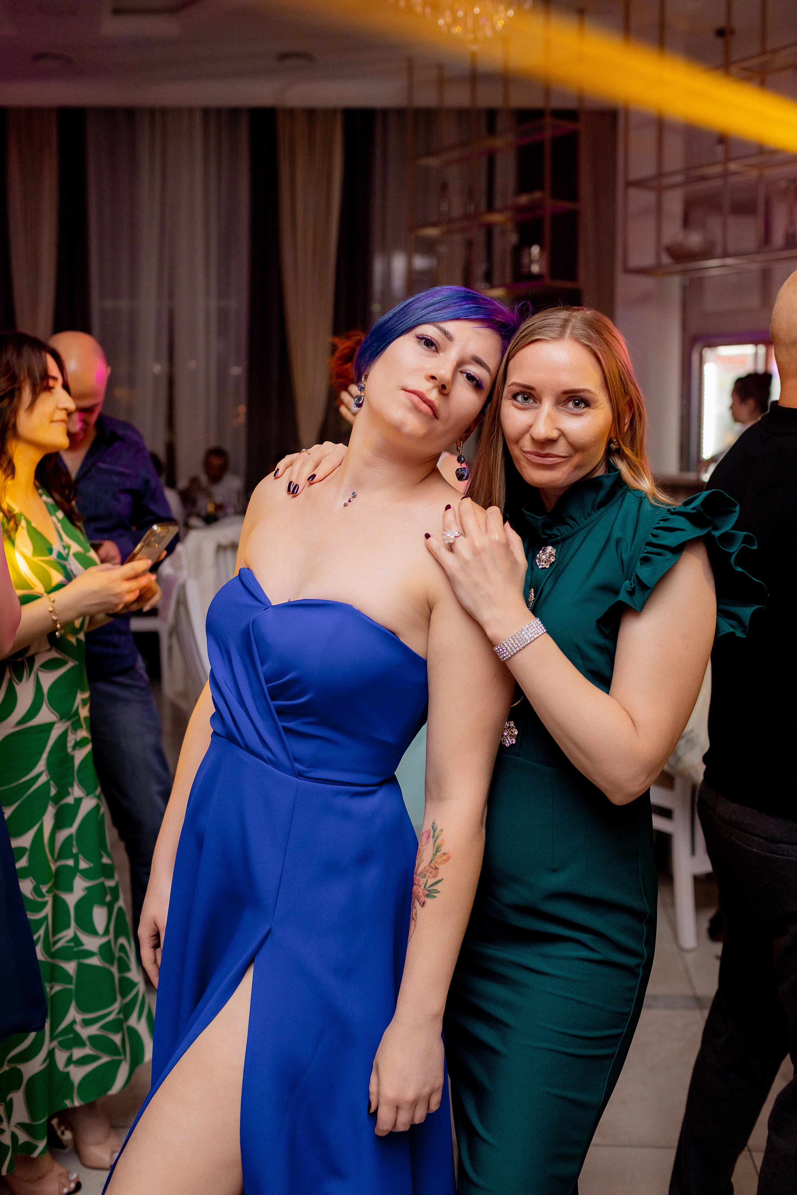 Заказать фотографа на выпускной г. Ростов-на-Дону. Красильников Евгений — профессиональный фотограф в Ростове-на-Дону