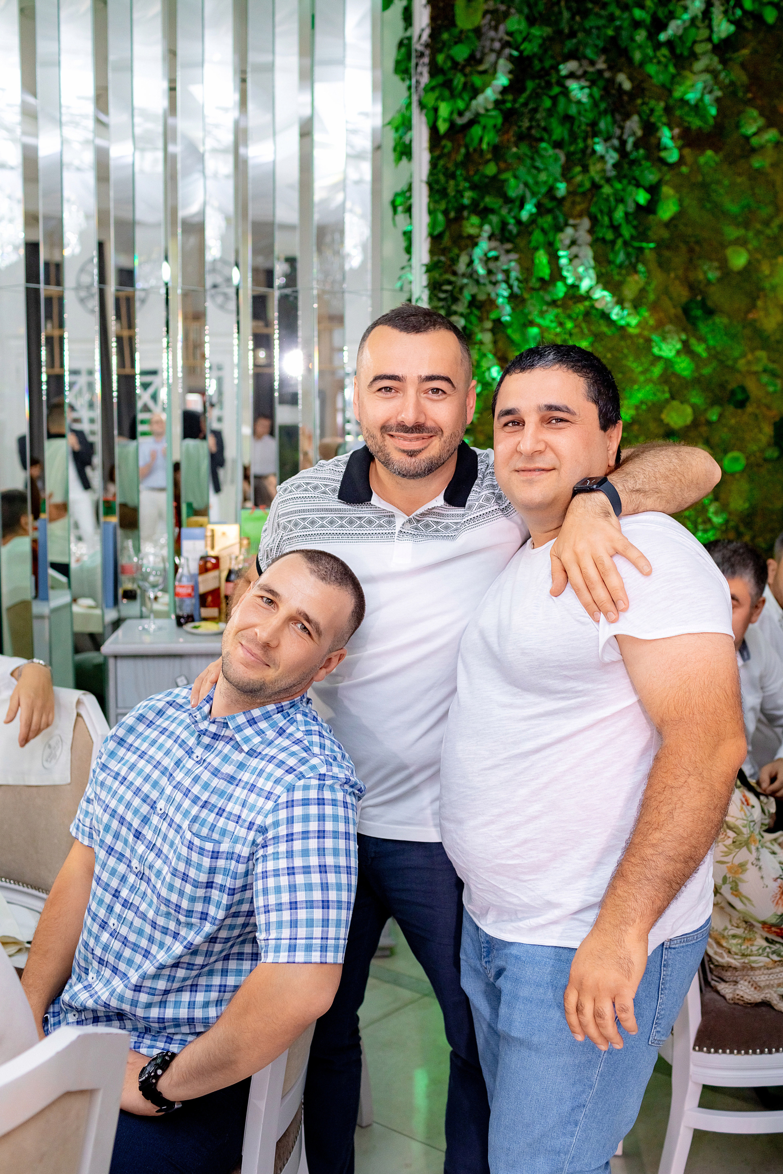 Заказать фотографа на выпускной г. Ростов-на-Дону. Красильников Евгений — профессиональный фотограф в Ростове-на-Дону