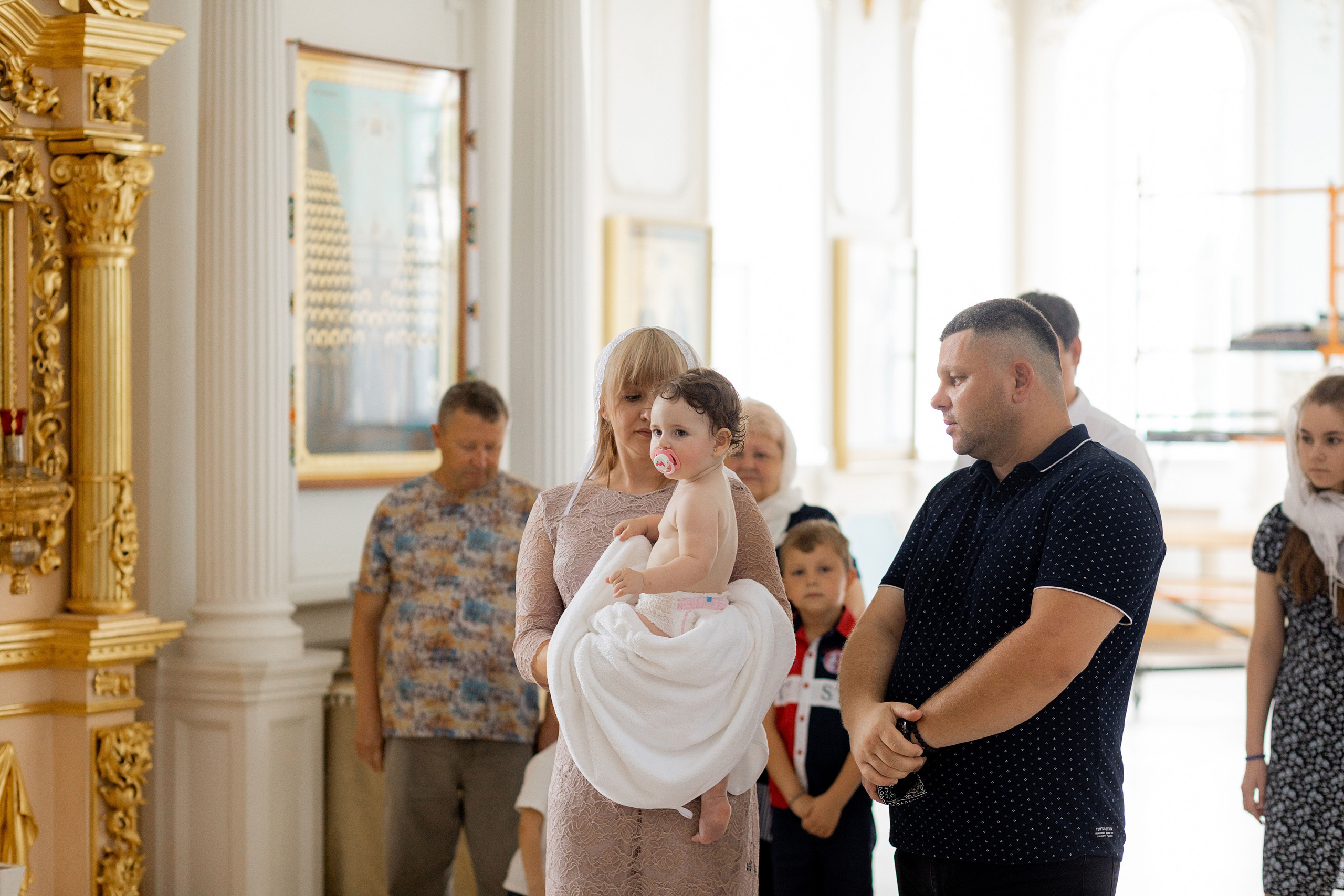 Фотографа на Крещение. Красильников Евгений — профессиональный фотограф в Ростове-на-Дону