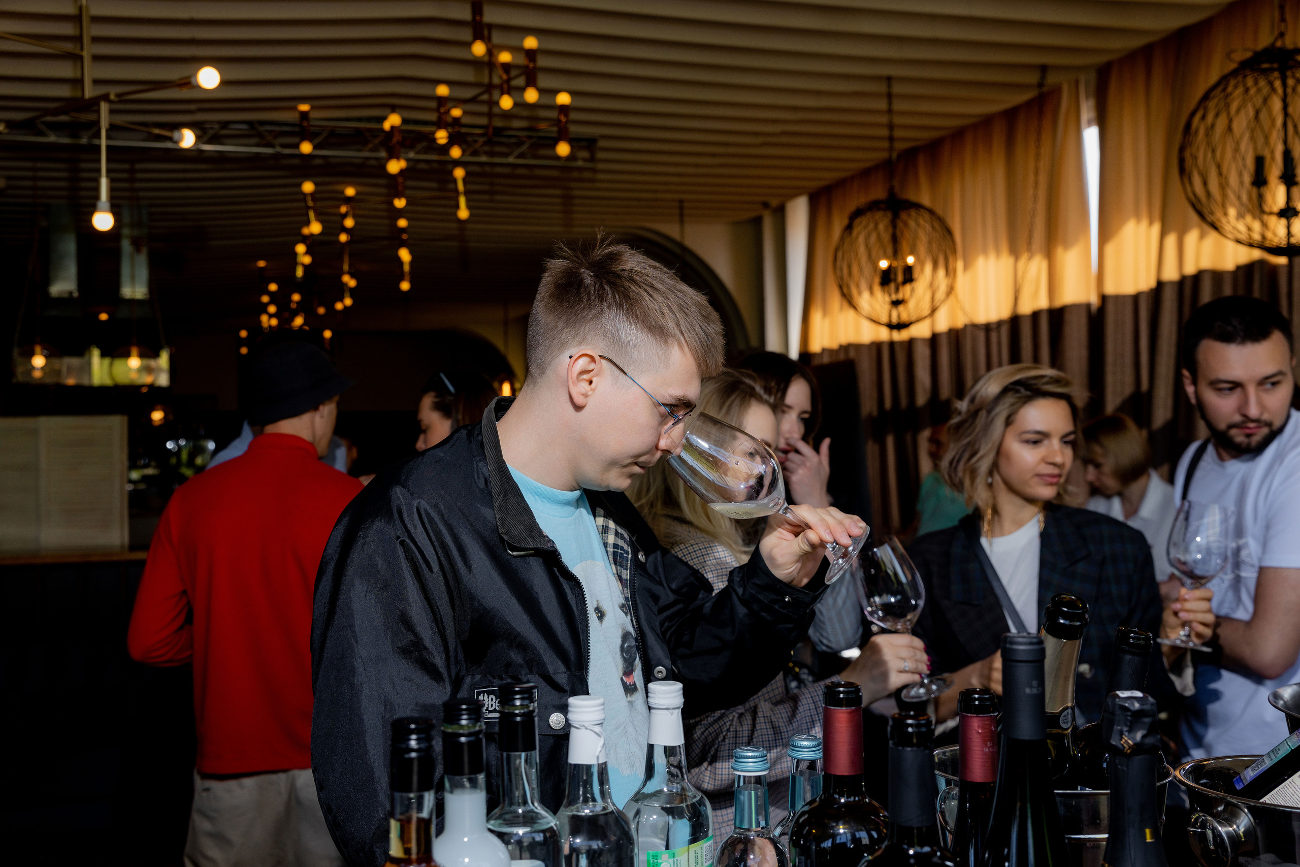 Репортажная съемка фестиваля вина г. Ростов-на-дону. Красильников Евгений — профессиональный фотограф в Ростове-на-Дону