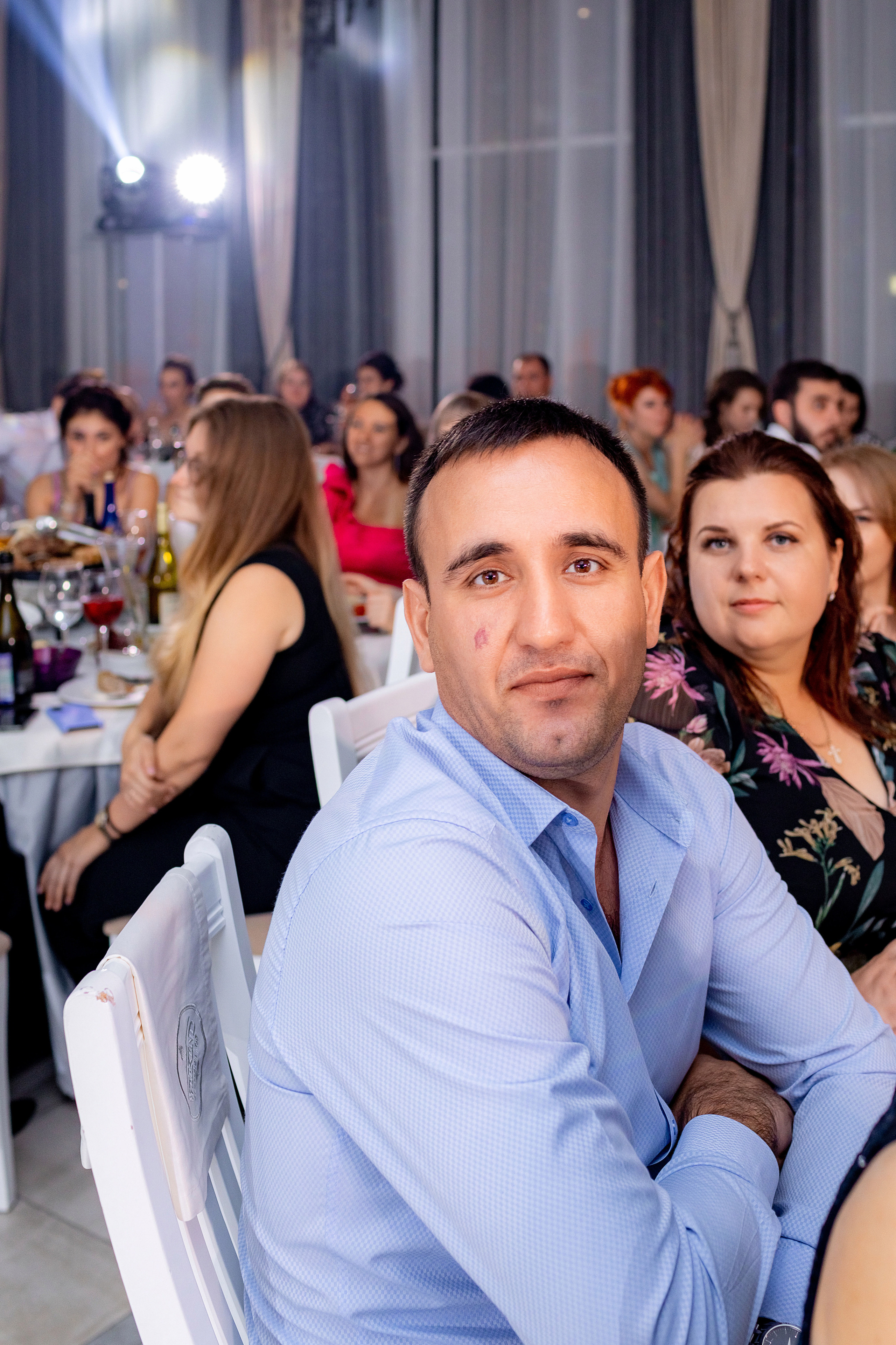 Заказать фотографа на выпускной г. Ростов-на-Дону. Красильников Евгений — профессиональный фотограф в Ростове-на-Дону