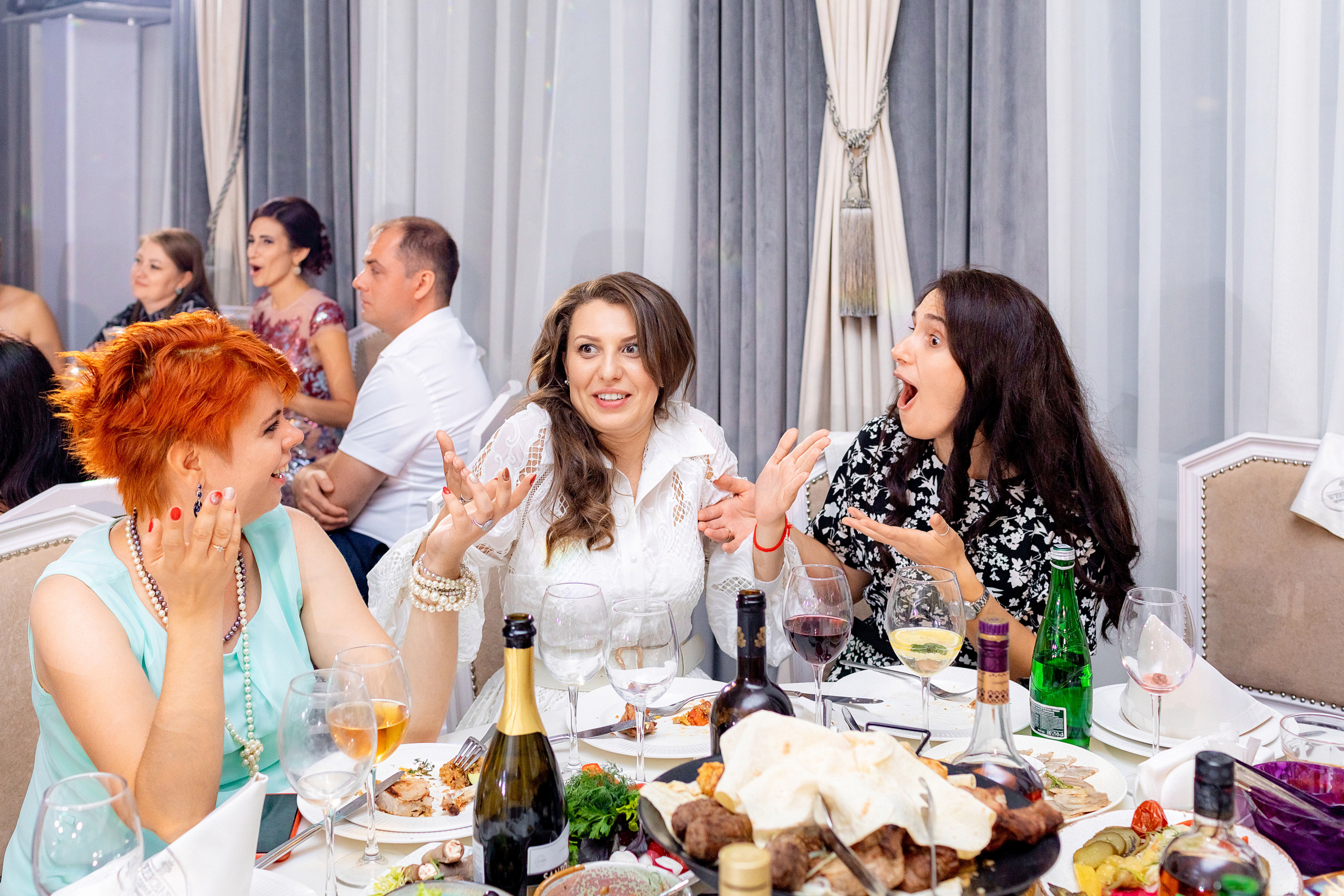 Заказать фотографа на выпускной г. Ростов-на-Дону. Красильников Евгений — профессиональный фотограф в Ростове-на-Дону