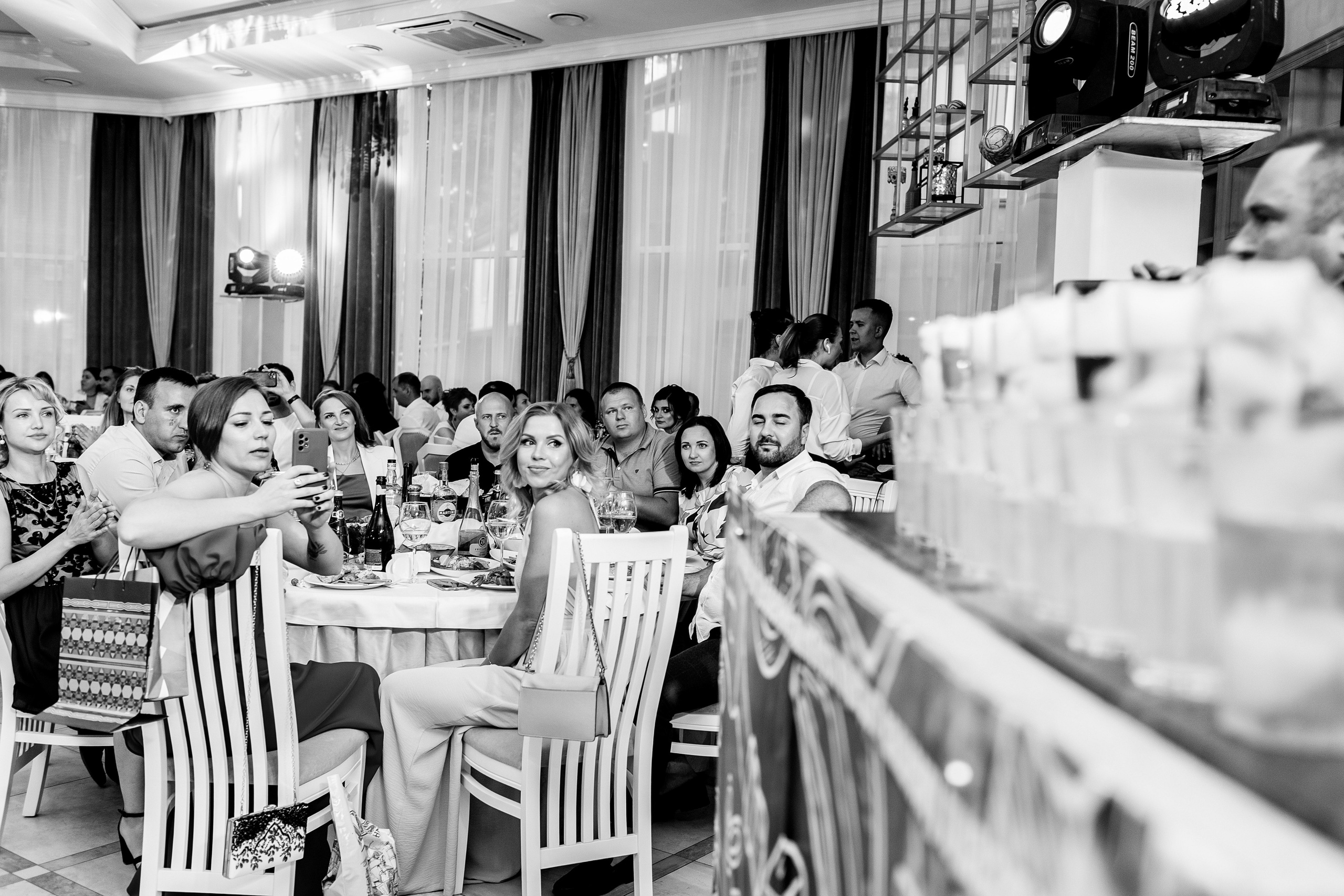 Заказать фотографа на выпускной г. Ростов-на-Дону. Красильников Евгений — профессиональный фотограф в Ростове-на-Дону