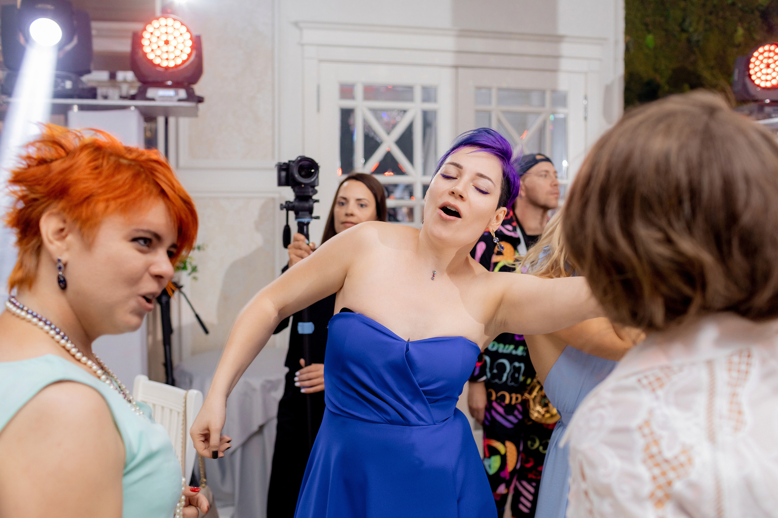 Заказать фотографа на выпускной г. Ростов-на-Дону. Красильников Евгений — профессиональный фотограф в Ростове-на-Дону