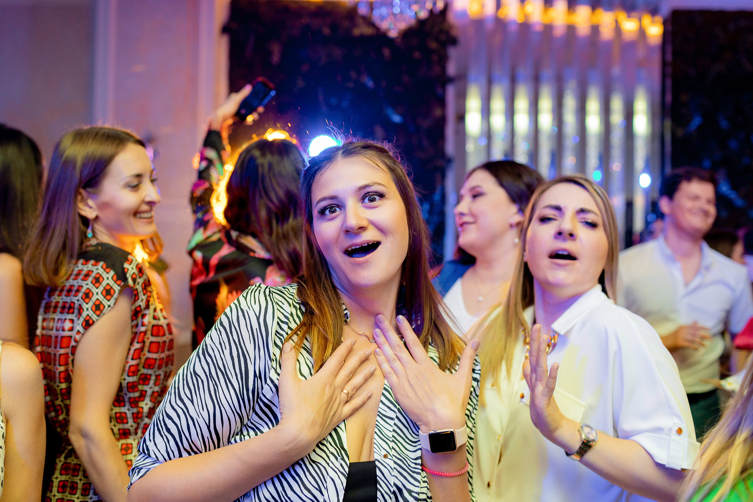 Заказать фотографа на выпускной г. Ростов-на-Дону. Красильников Евгений — профессиональный фотограф в Ростове-на-Дону