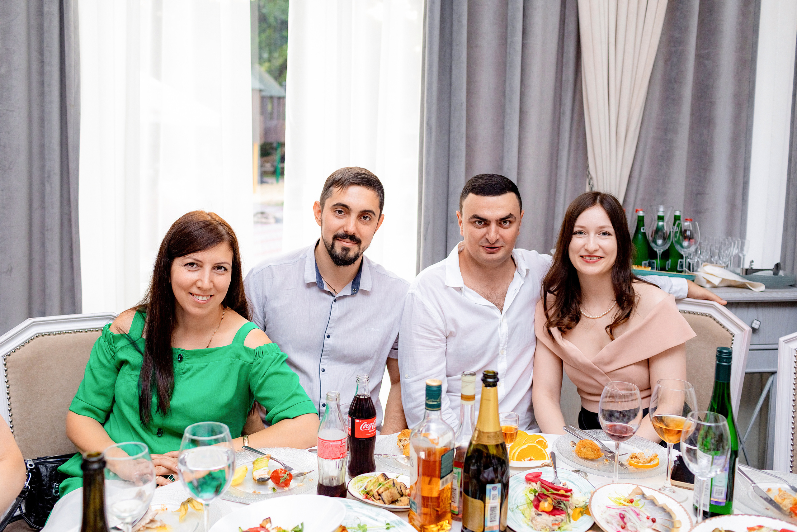 Заказать фотографа на выпускной г. Ростов-на-Дону. Красильников Евгений — профессиональный фотограф в Ростове-на-Дону