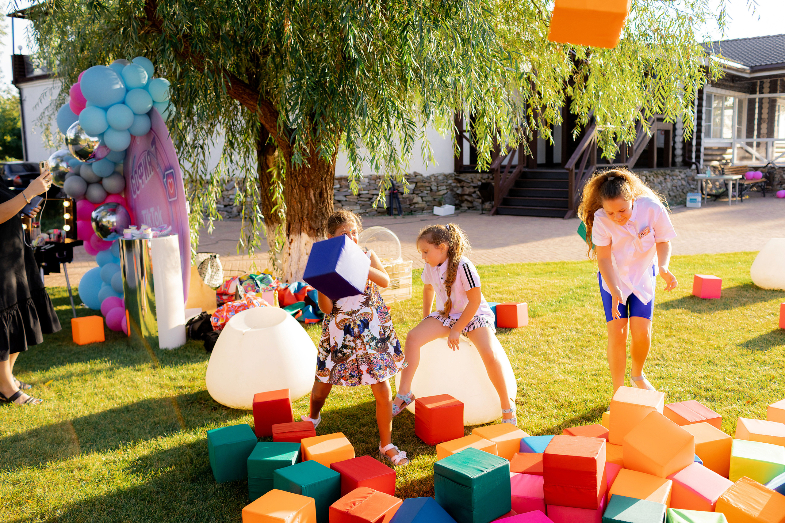 Фотограф на детский праздник в Ростове-на-Дону. Красильников Евгений — профессиональный фотограф в Ростове-на-Дону