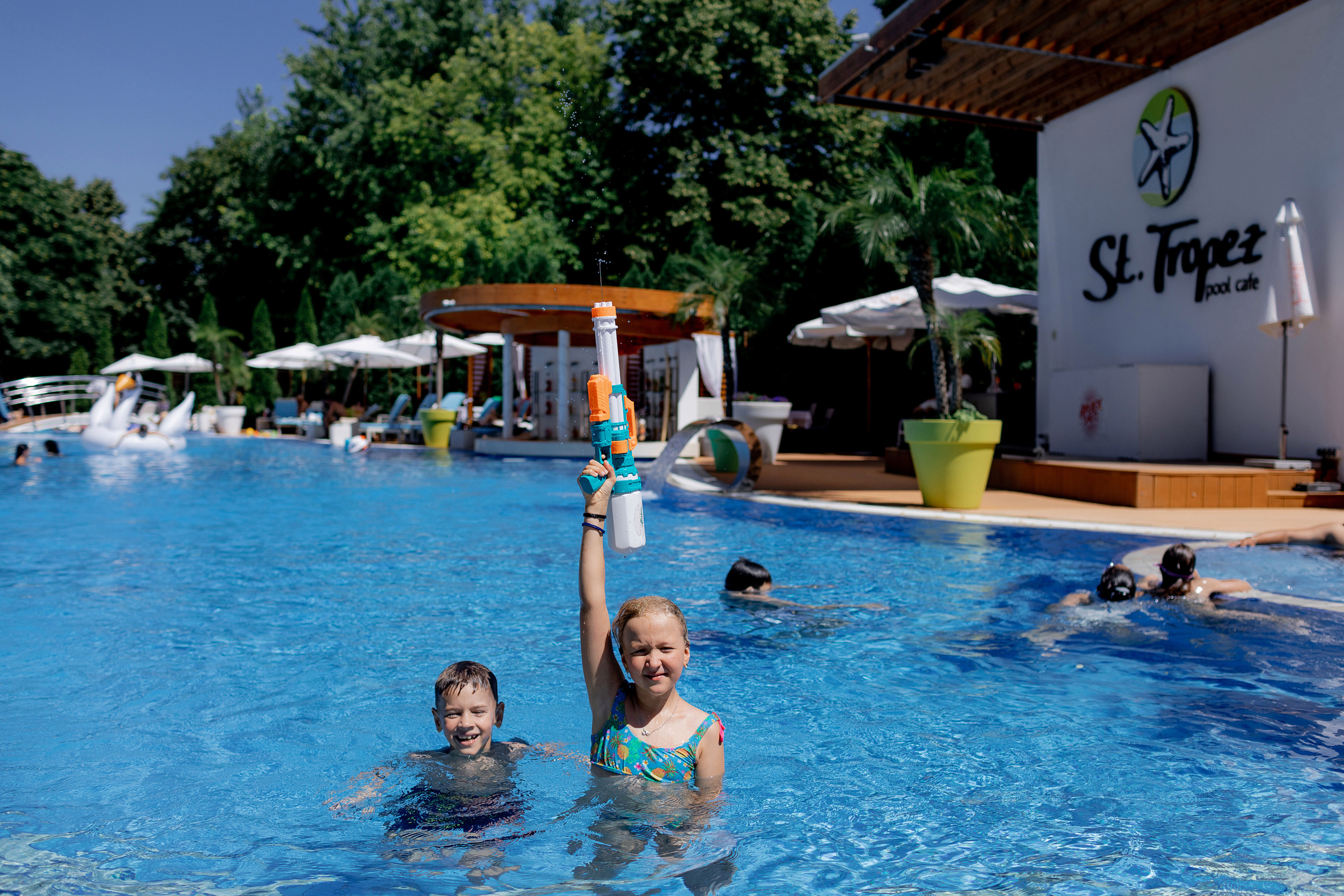 Фотограф на день рождения в ресторан. Красильников Евгений — профессиональный фотограф в Ростове-на-Дону