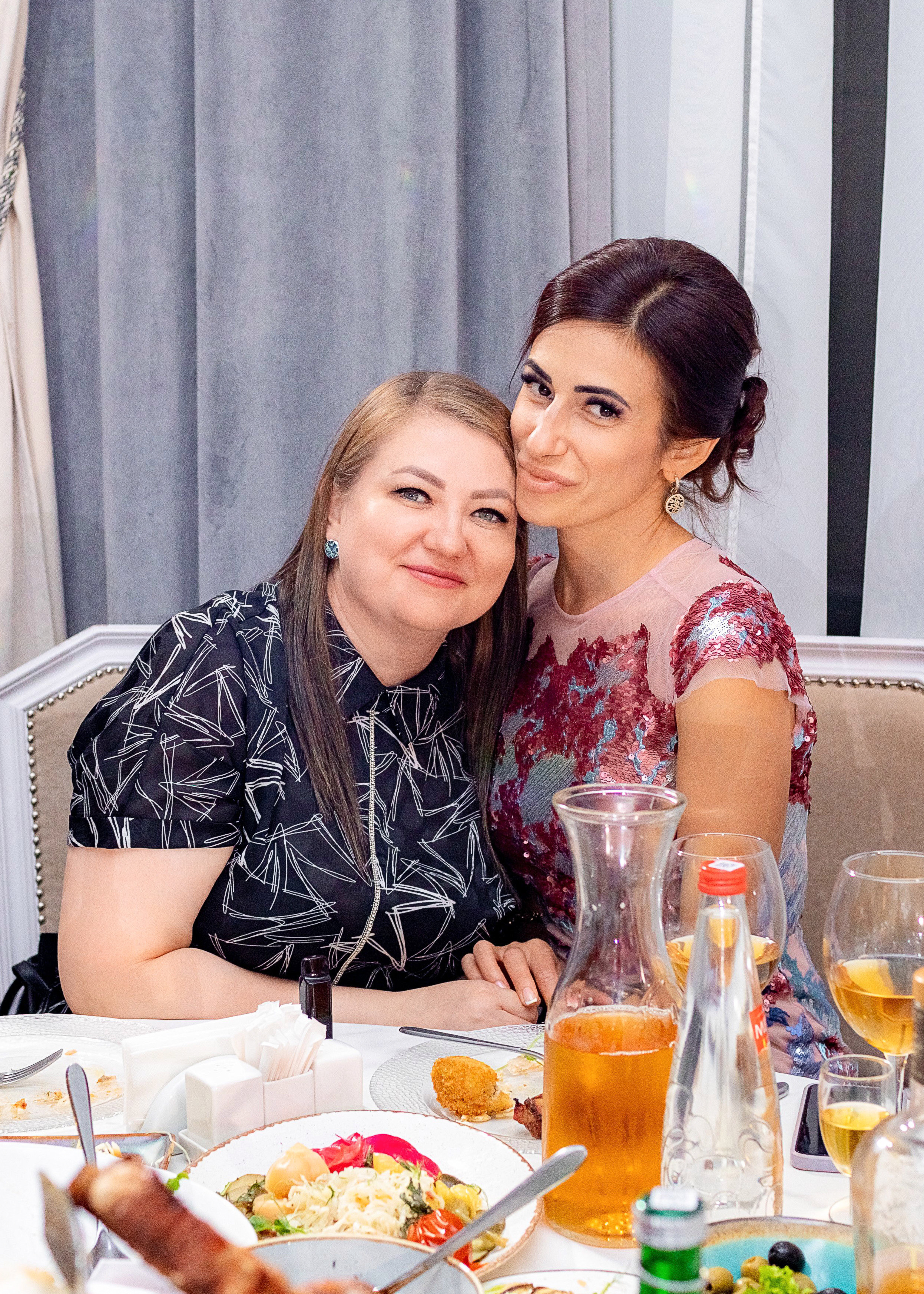 Заказать фотографа на выпускной г. Ростов-на-Дону. Красильников Евгений — профессиональный фотограф в Ростове-на-Дону