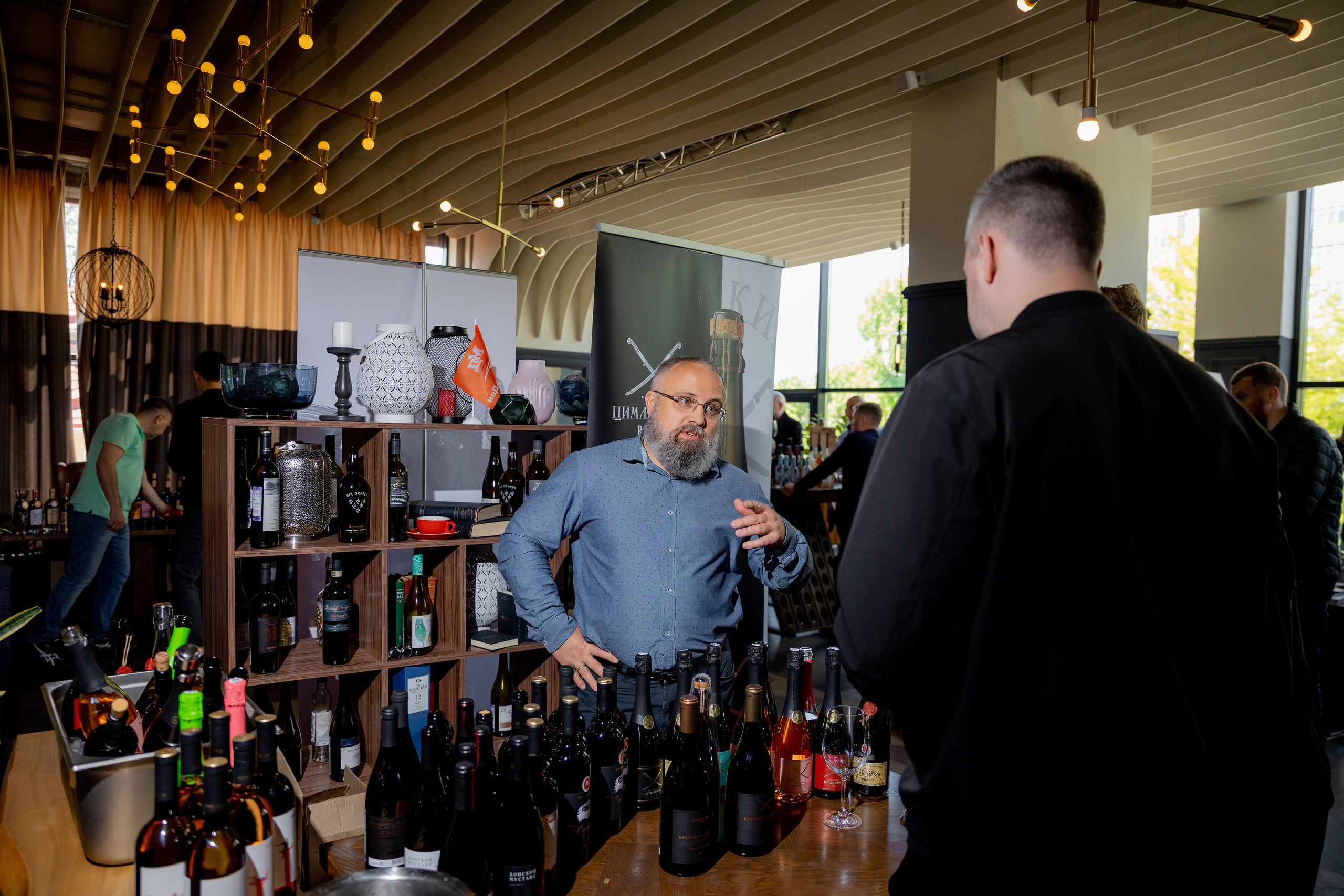 Репортажная съемка фестиваля вина г. Ростов-на-дону. Красильников Евгений — профессиональный фотограф в Ростове-на-Дону